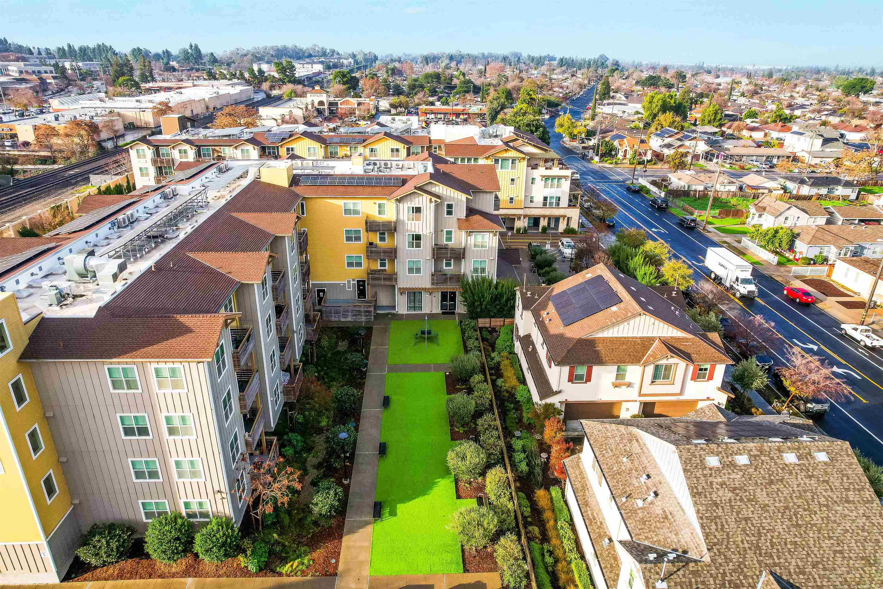 Detail Gallery Image 54 of 55 For 1725 Pedrozzi Cmn, Livermore,  CA 94551 - 4 Beds | 3/1 Baths