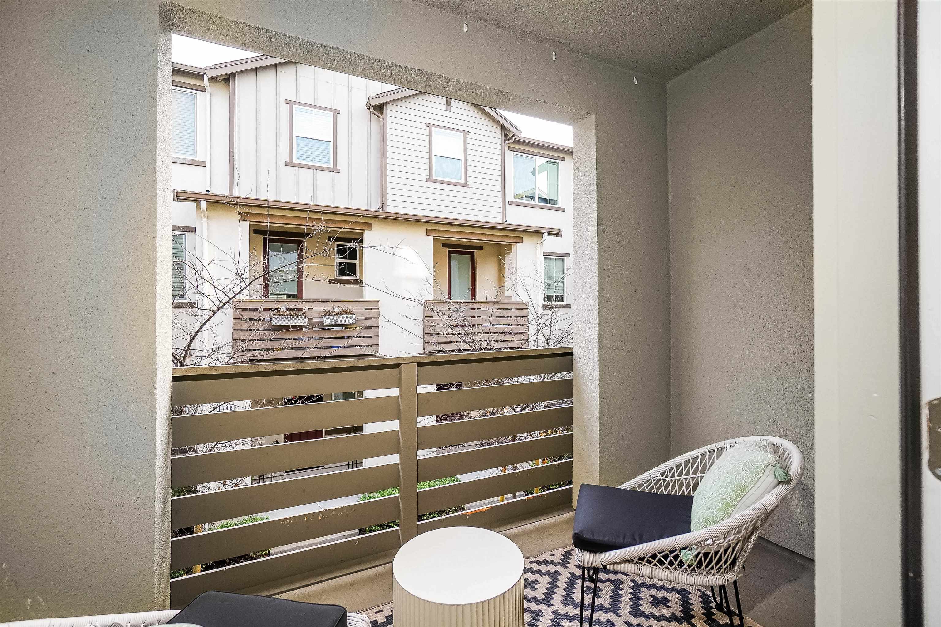 Detail Gallery Image 7 of 55 For 1725 Pedrozzi Cmn, Livermore,  CA 94551 - 4 Beds | 3/1 Baths