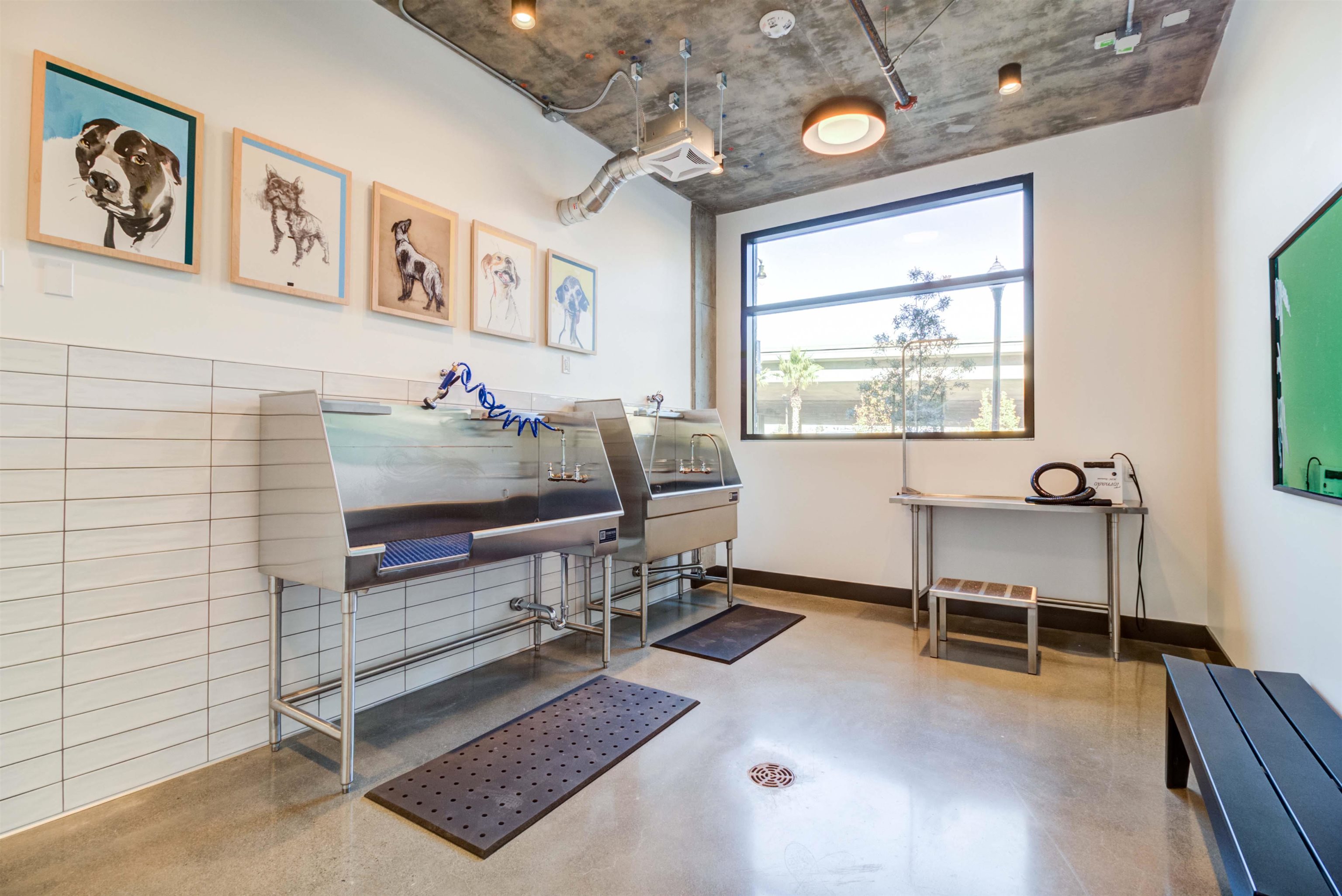 Detail Gallery Image 35 of 41 For 260 Brooklyn Basin Way #443,  Oakland,  CA 94606 - 1 Beds | 1 Baths