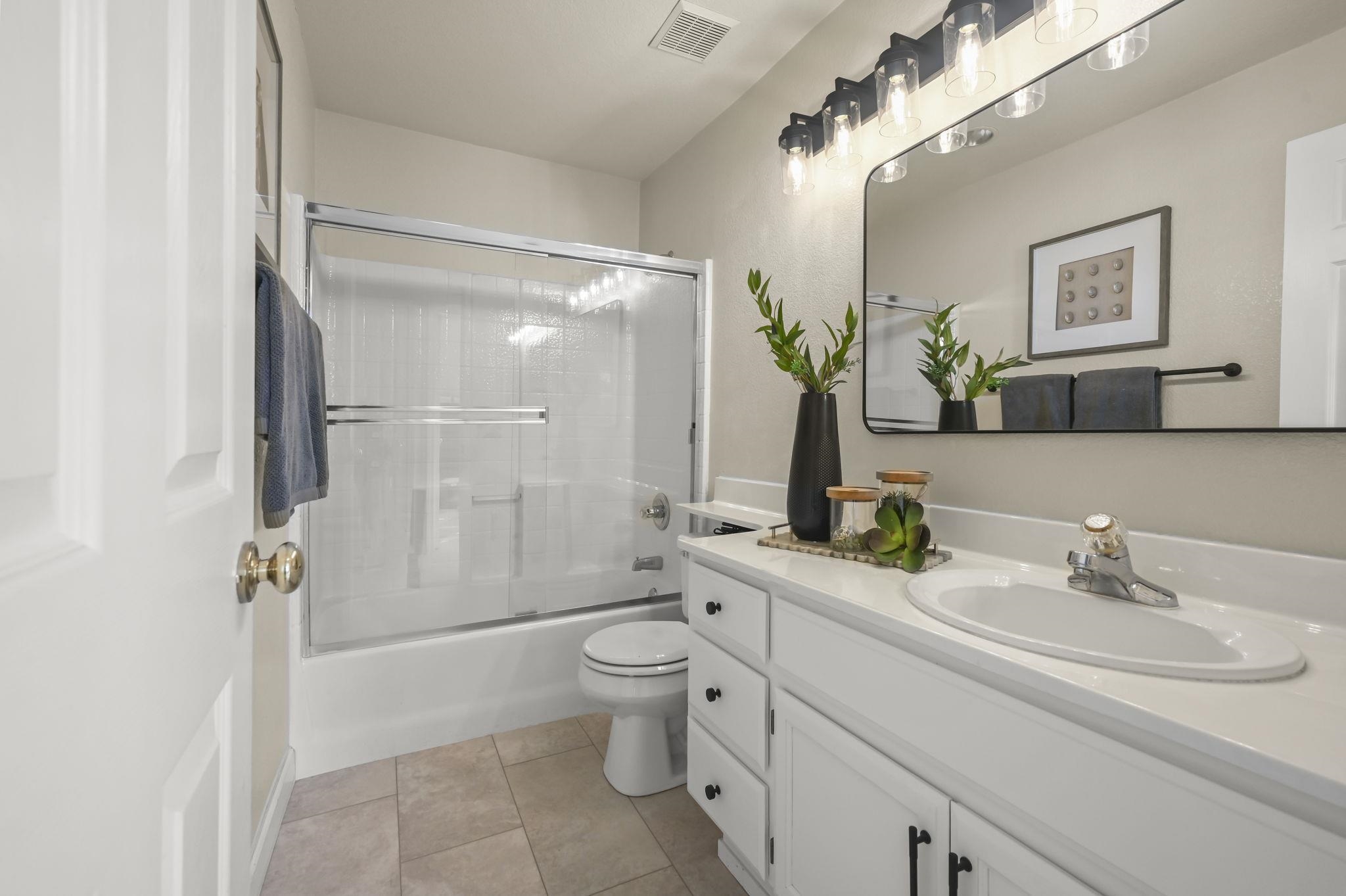 Photo #10: 41120456 Listing: Photo #10