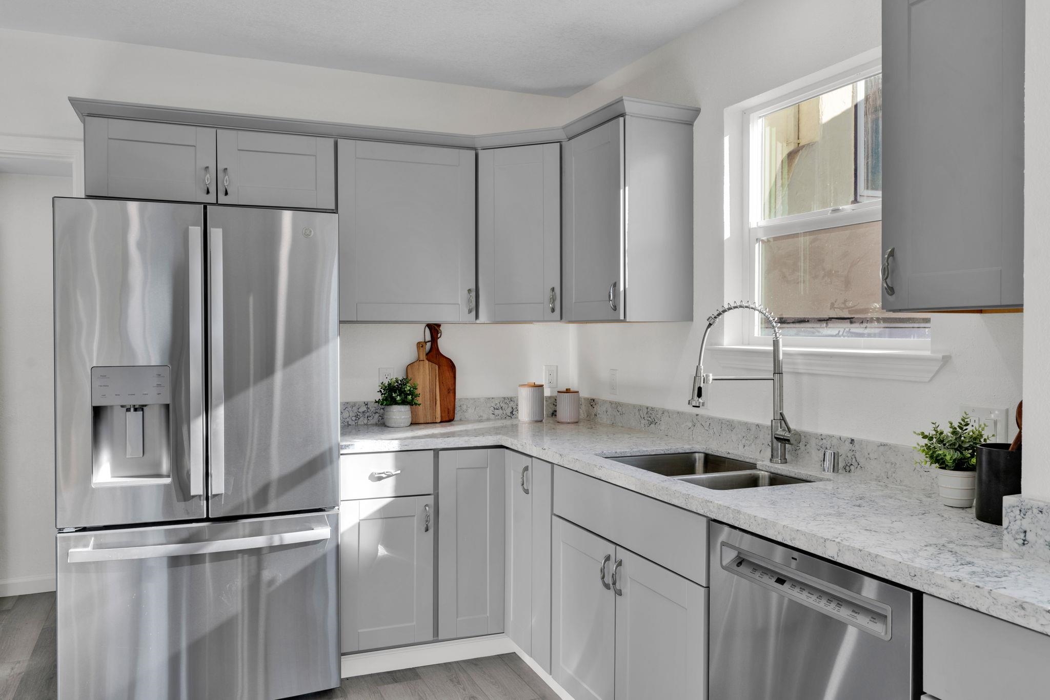 Detail Gallery Image 18 of 49 For 1482 Lincoln, Berkeley,  CA 94702 - 3 Beds | 2 Baths