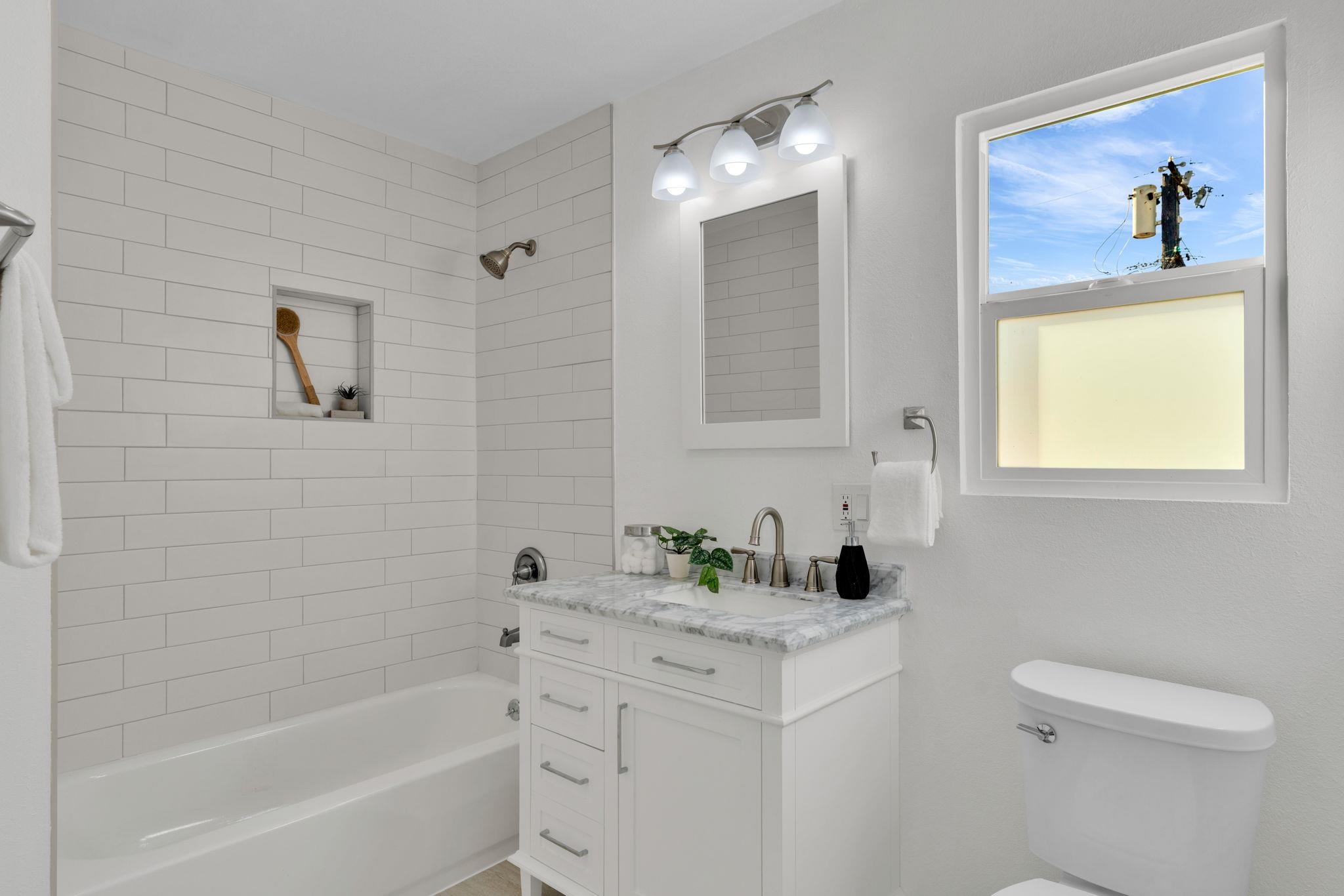 Detail Gallery Image 34 of 49 For 1482 Lincoln, Berkeley,  CA 94702 - 3 Beds | 2 Baths