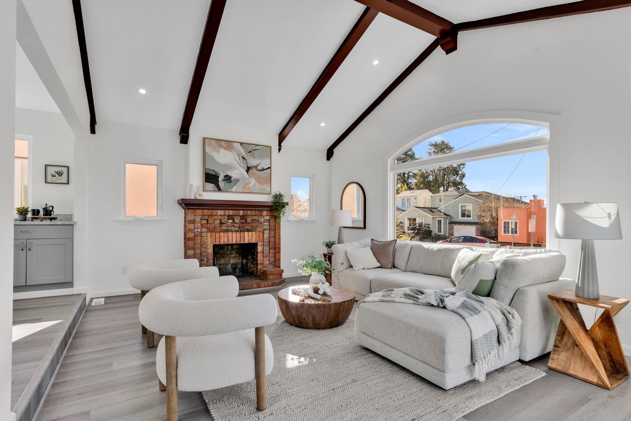 Detail Gallery Image 8 of 49 For 1482 Lincoln, Berkeley,  CA 94702 - 3 Beds | 2 Baths