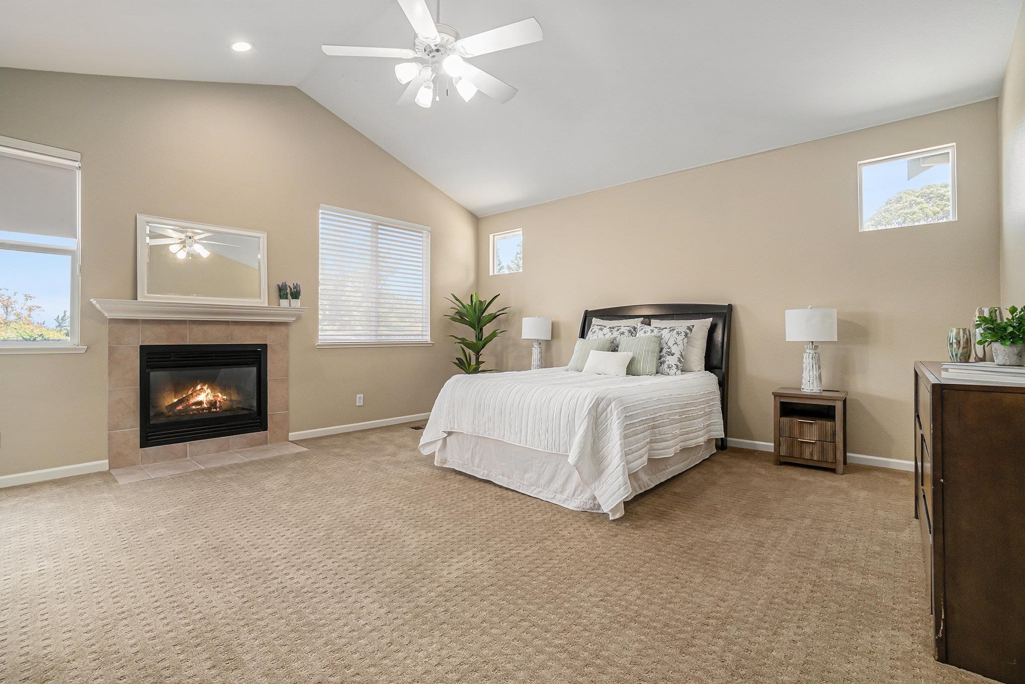 Detail Gallery Image 15 of 35 For 121 St Nazaire Ct, Martinez,  CA 94553 - 5 Beds | 3 Baths