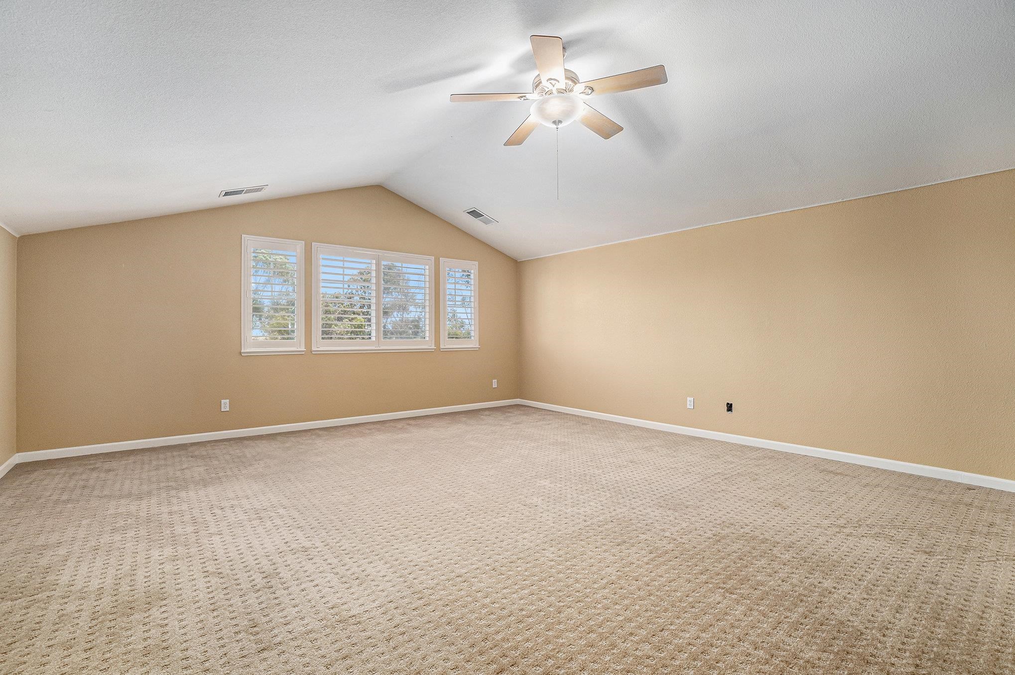 Detail Gallery Image 26 of 35 For 121 St Nazaire Ct, Martinez,  CA 94553 - 5 Beds | 3 Baths