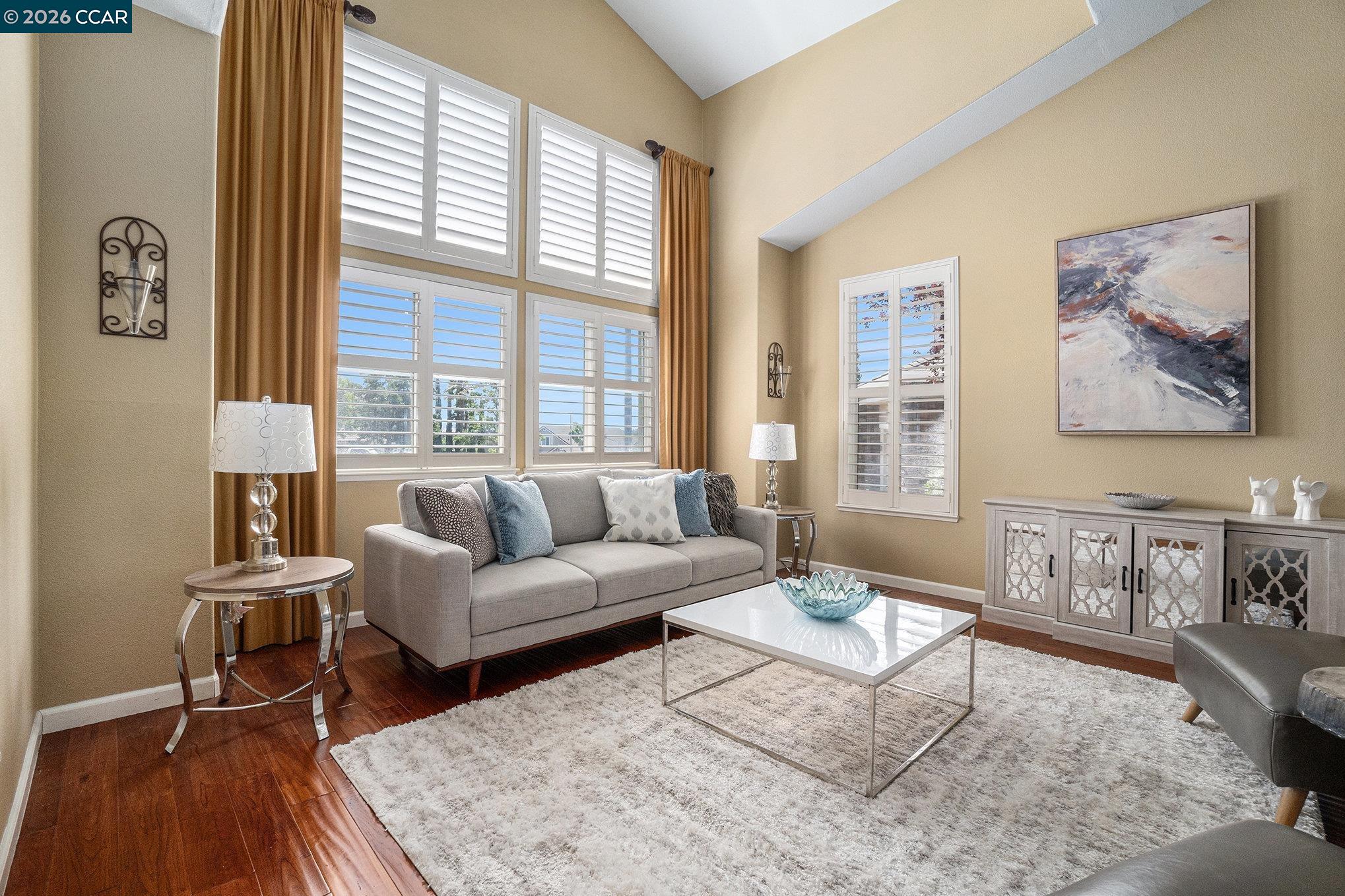 Detail Gallery Image 4 of 39 For 121 St Nazaire Ct, Martinez,  CA 94553 - 5 Beds | 3 Baths