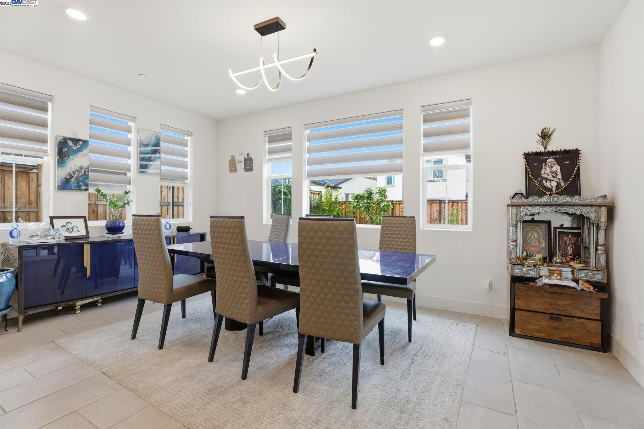 Detail Gallery Image 12 of 47 For 3037 Copley Dr, Tracy,  CA 95377 - 4 Beds | 3/1 Baths