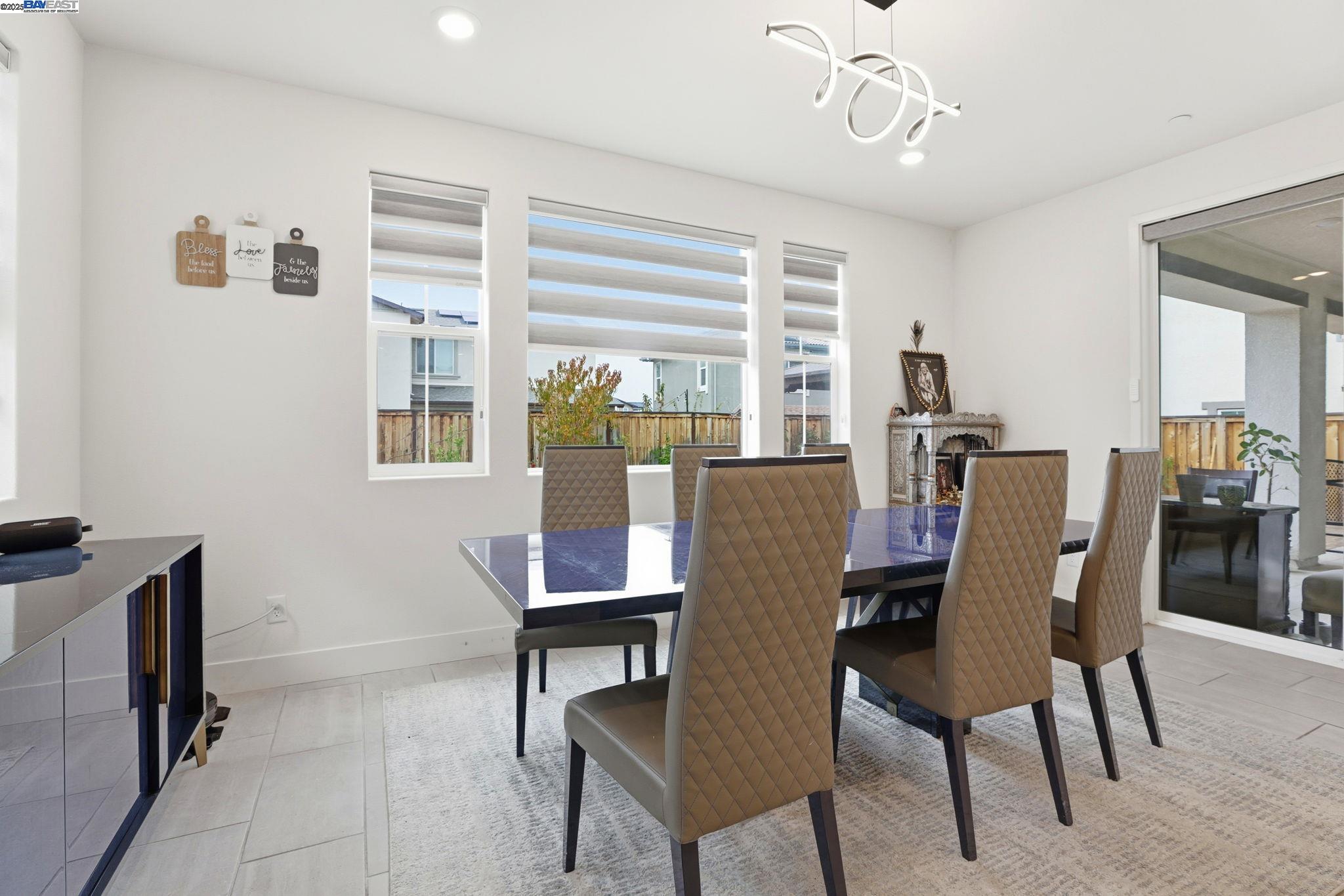 Detail Gallery Image 13 of 47 For 3037 Copley Dr, Tracy,  CA 95377 - 4 Beds | 3/1 Baths