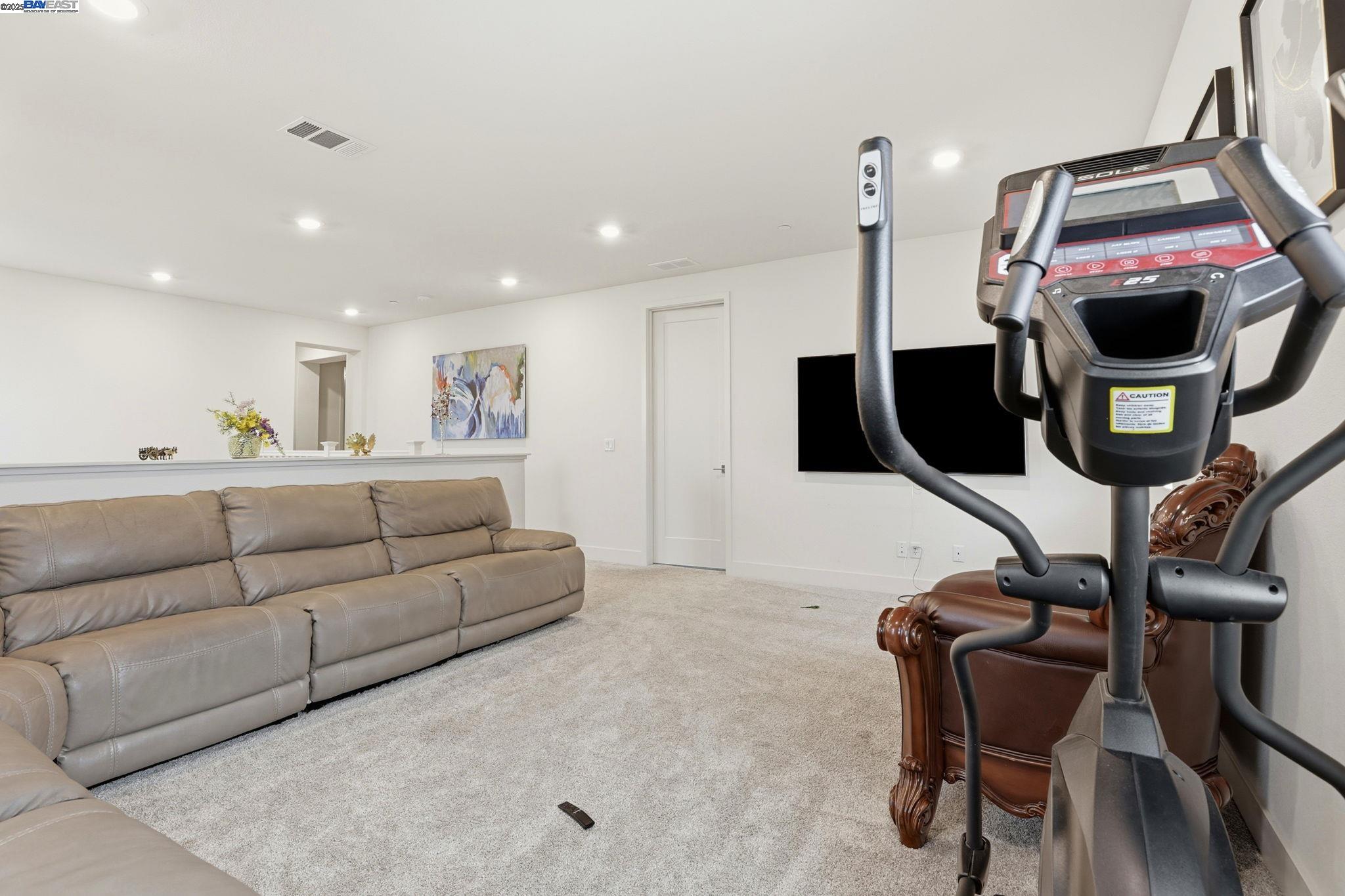 Detail Gallery Image 15 of 47 For 3037 Copley Dr, Tracy,  CA 95377 - 4 Beds | 3/1 Baths