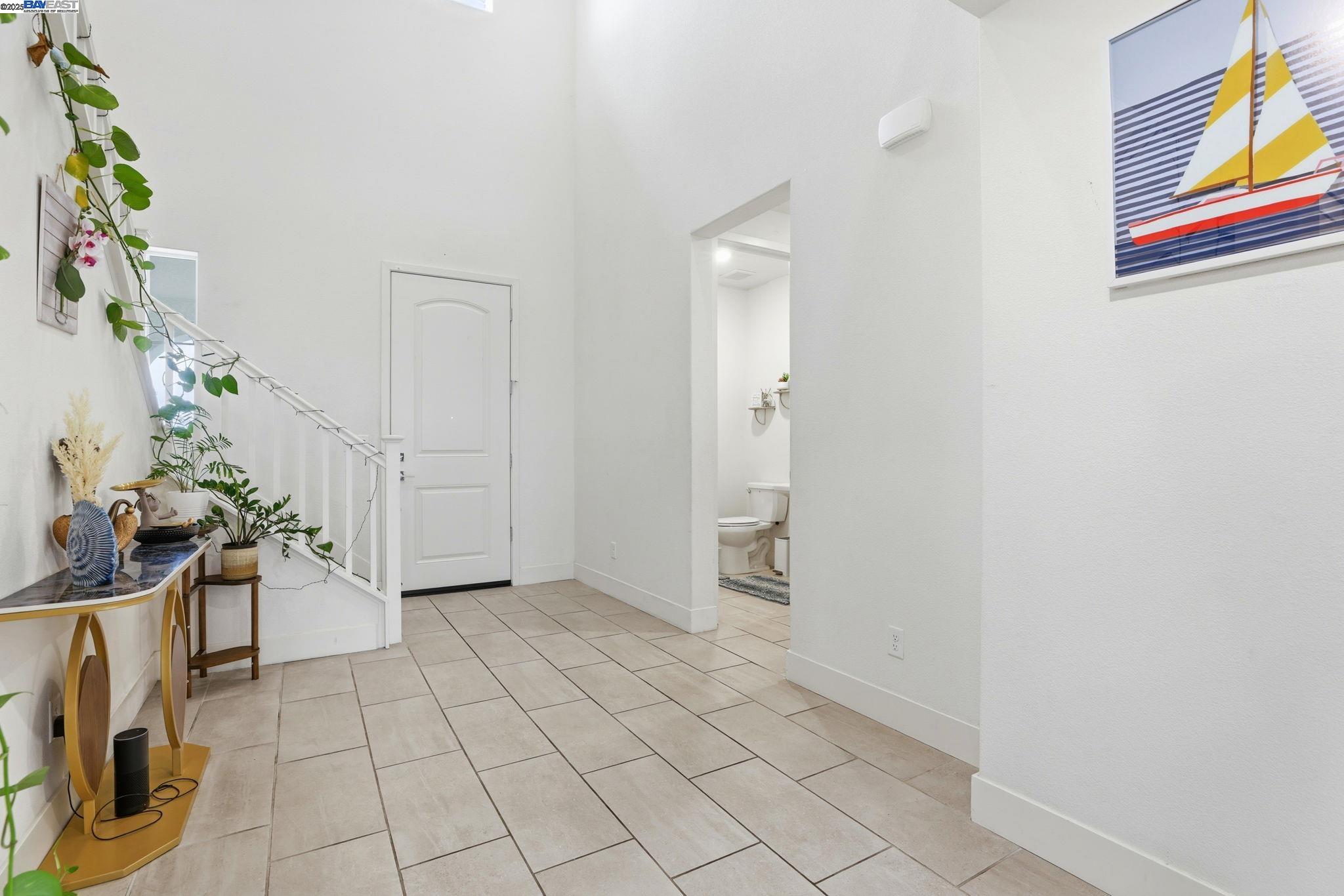 Detail Gallery Image 5 of 47 For 3037 Copley Dr, Tracy,  CA 95377 - 4 Beds | 3/1 Baths