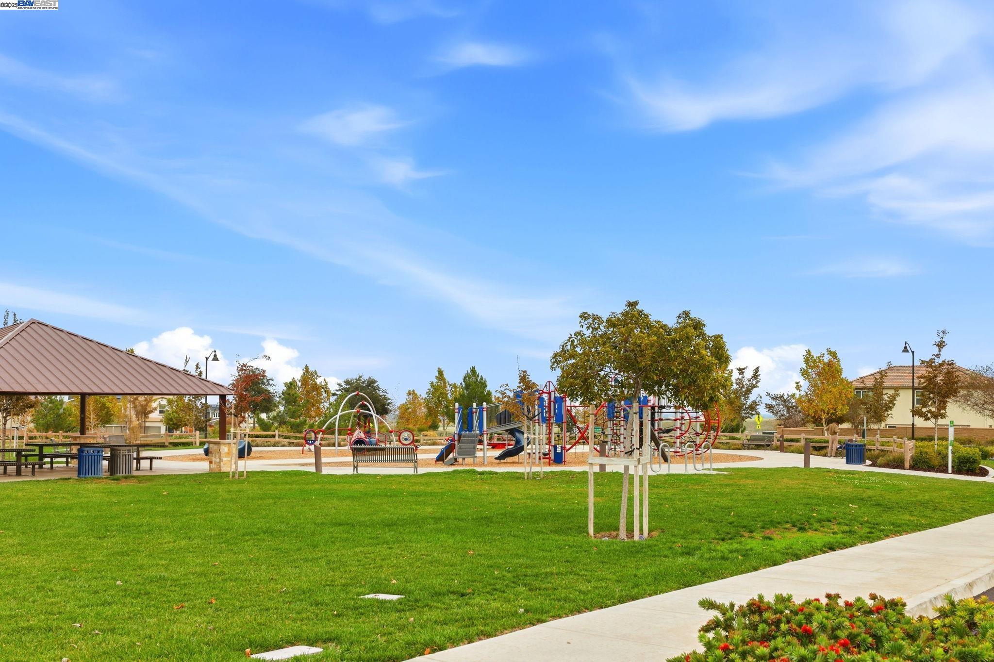 Detail Gallery Image 44 of 47 For 3037 Copley Dr, Tracy,  CA 95377 - 4 Beds | 3/1 Baths