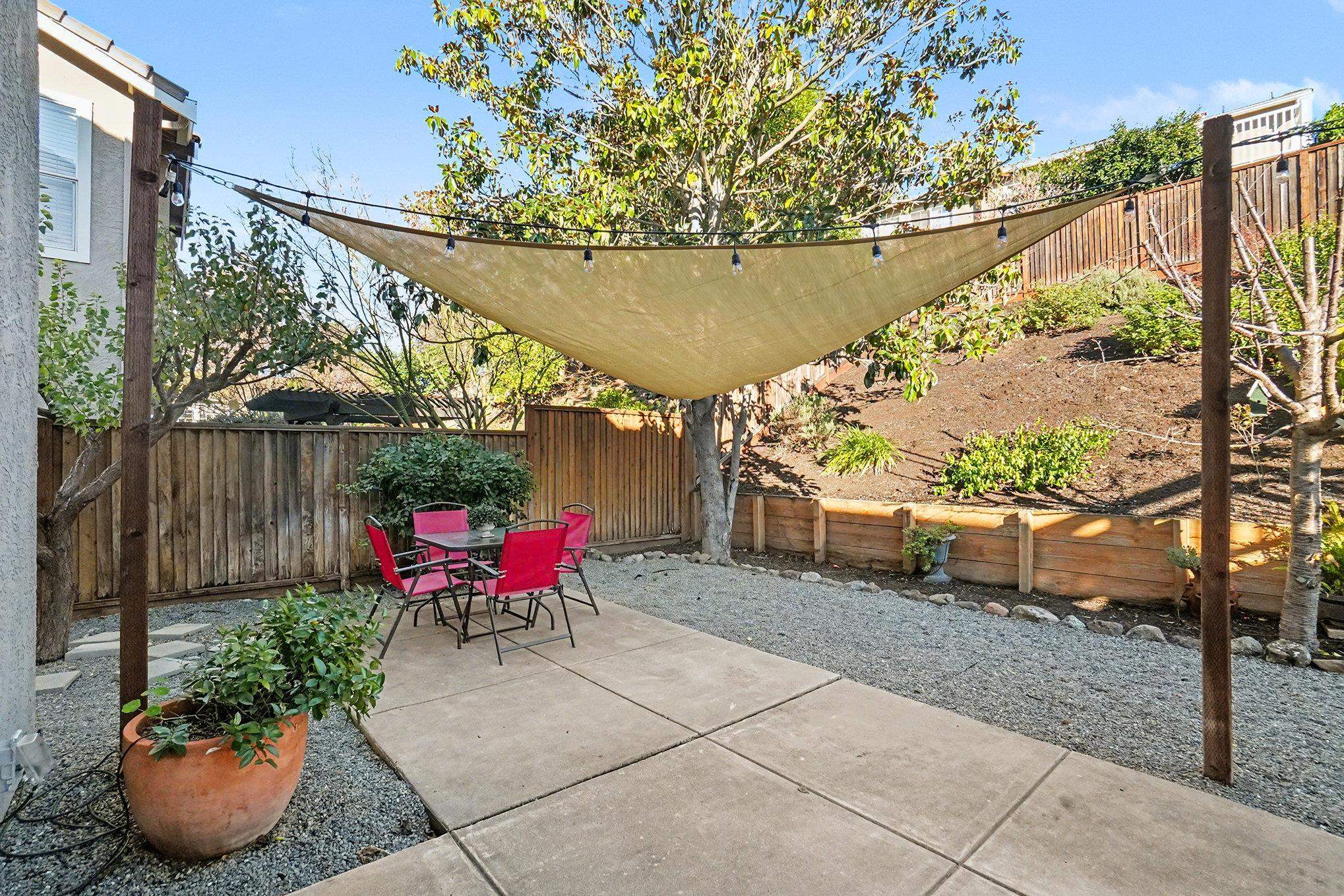 Detail Gallery Image 23 of 32 For 346 Westaire Blvd, Martinez,  CA 94553 - 3 Beds | 2/1 Baths