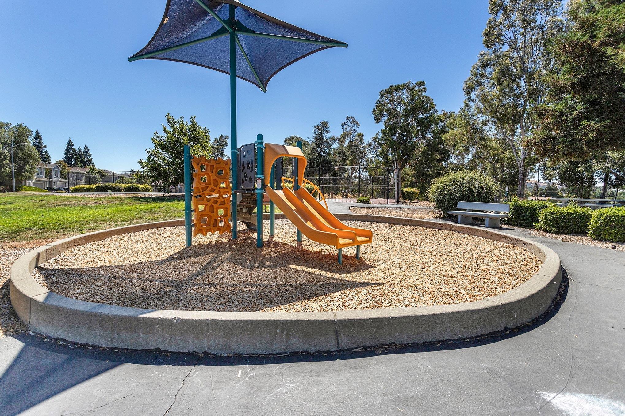 Detail Gallery Image 29 of 32 For 346 Westaire Blvd, Martinez,  CA 94553 - 3 Beds | 2/1 Baths