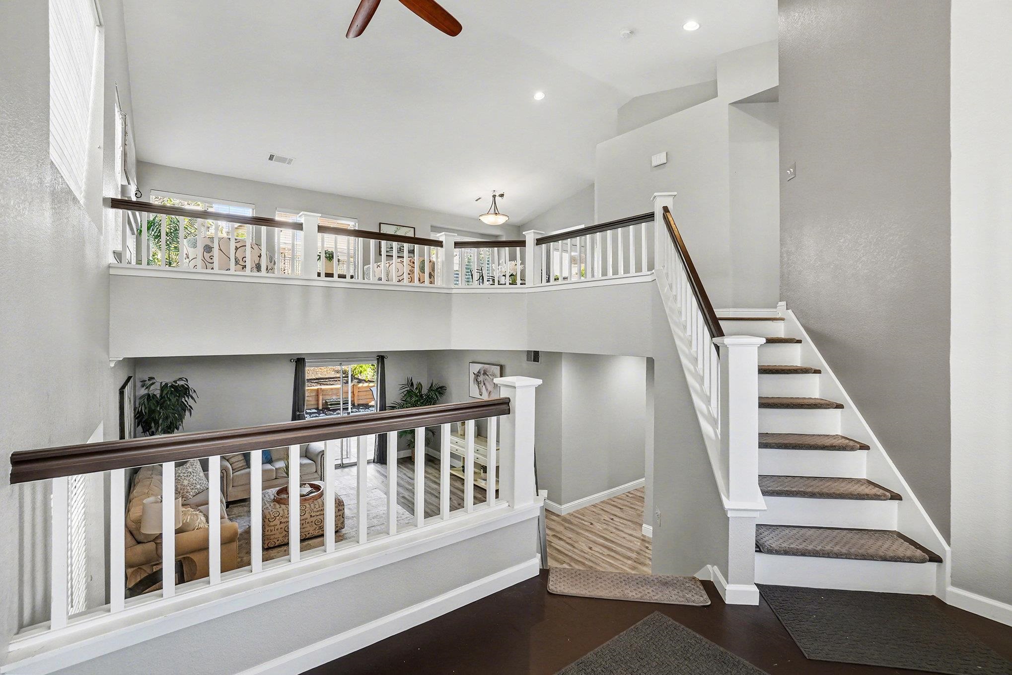 Detail Gallery Image 3 of 32 For 346 Westaire Blvd, Martinez,  CA 94553 - 3 Beds | 2/1 Baths