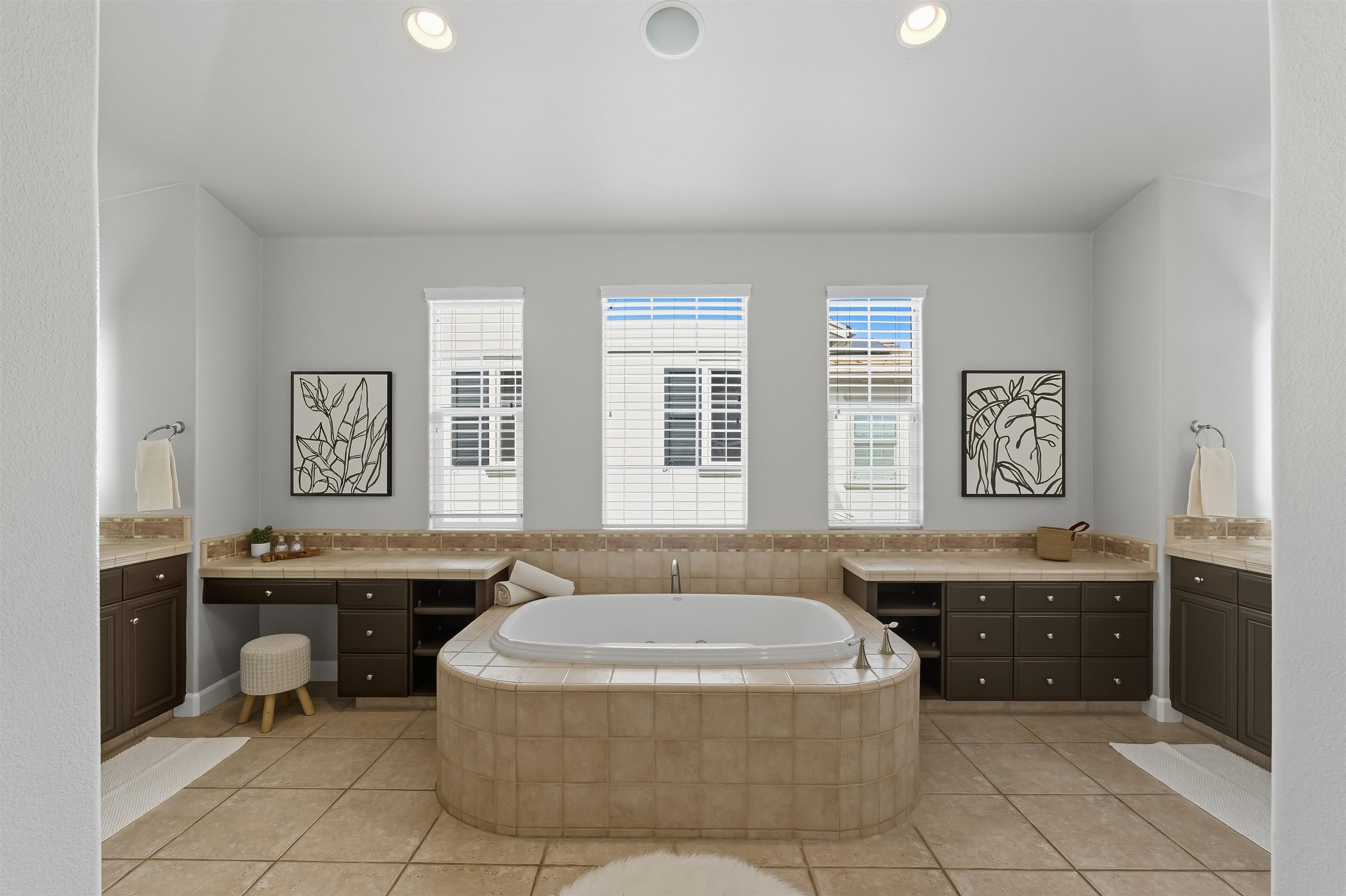 Detail Gallery Image 28 of 56 For 2129 Creekview Dr, Danville,  CA 94506 - 5 Beds | 5 Baths