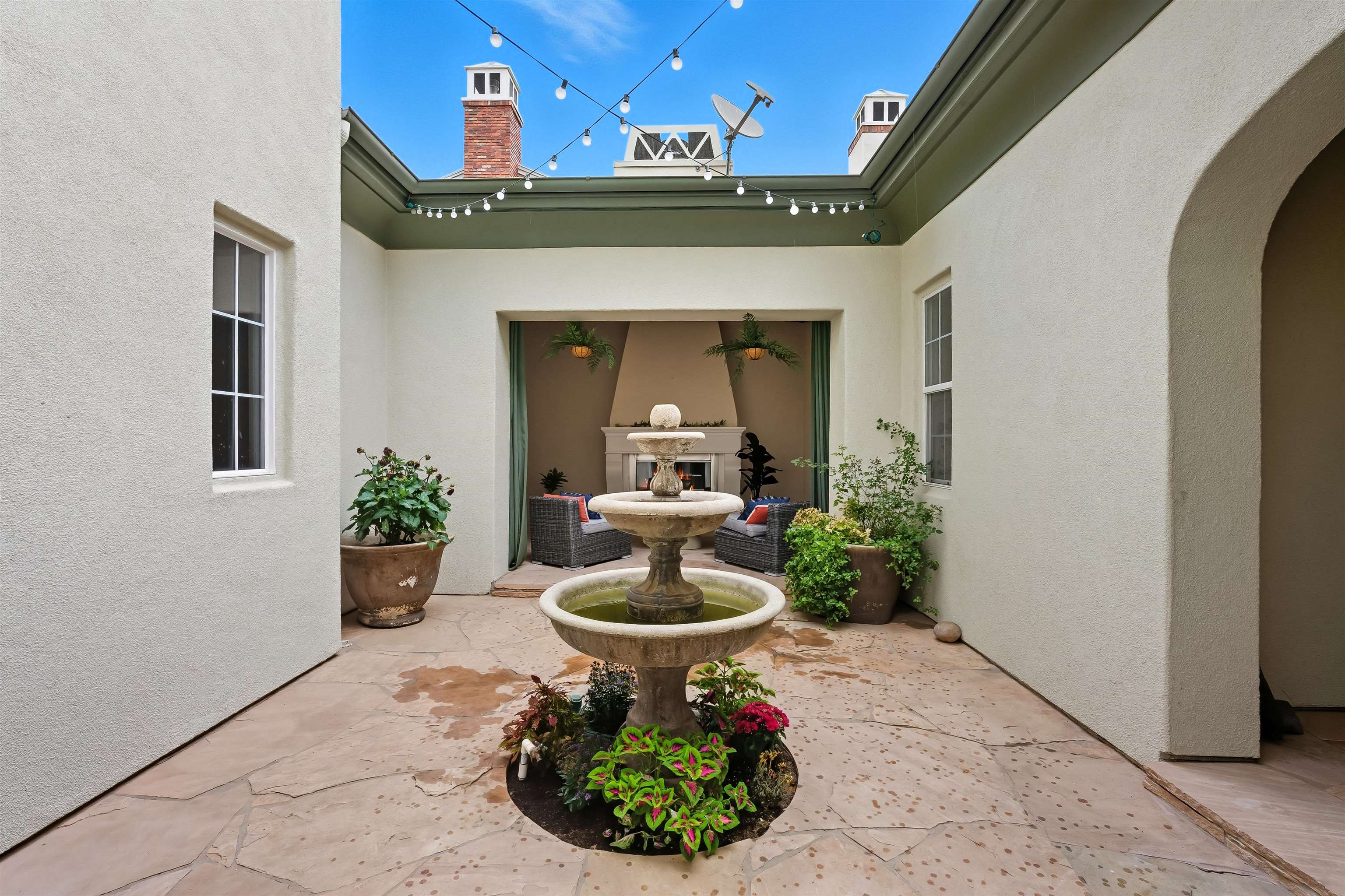 Detail Gallery Image 38 of 56 For 2129 Creekview Dr, Danville,  CA 94506 - 5 Beds | 5 Baths