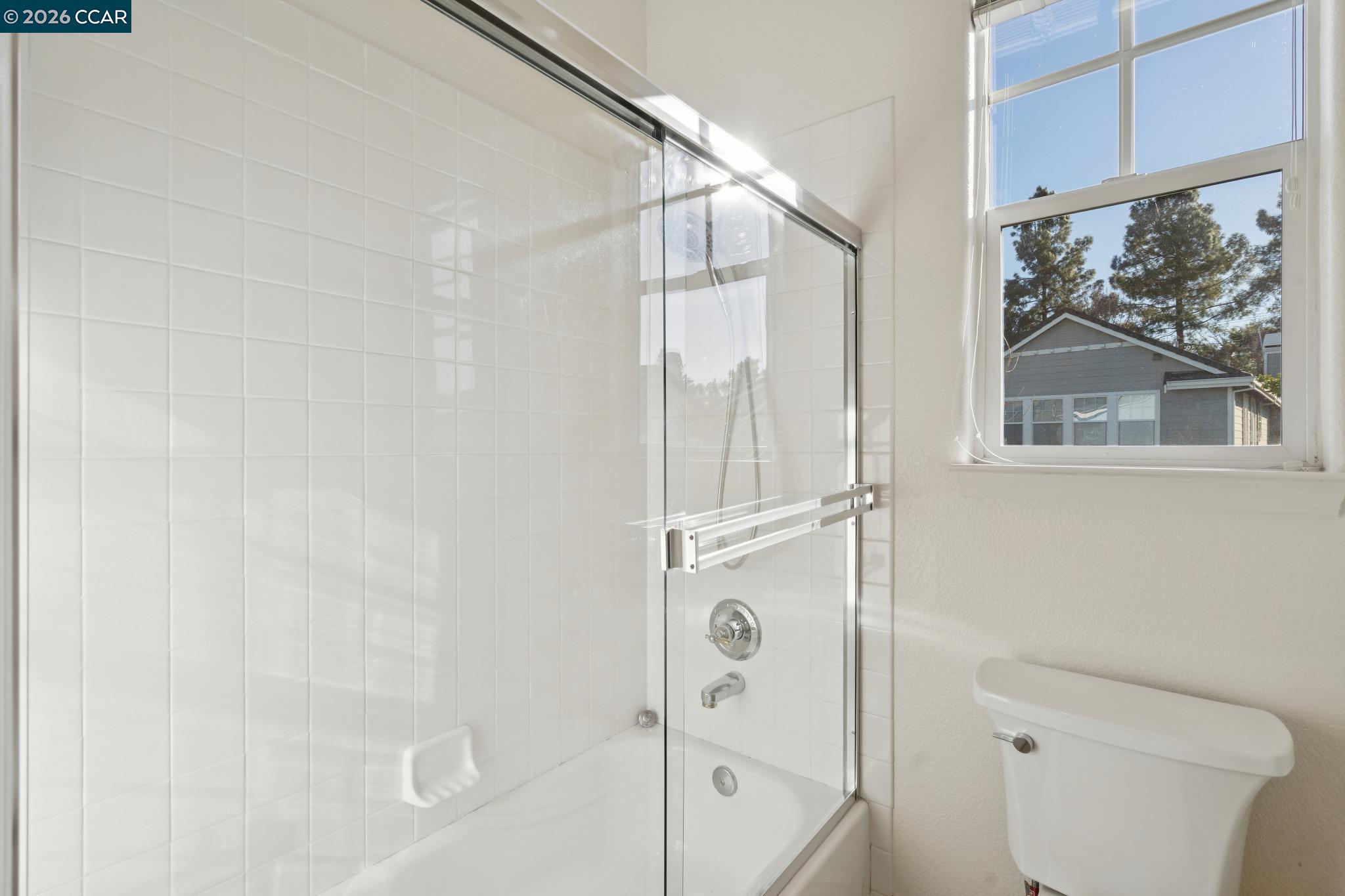 Detail Gallery Image 33 of 47 For 247 Abigail Cir, Danville,  CA 94506 - 4 Beds | 2/1 Baths