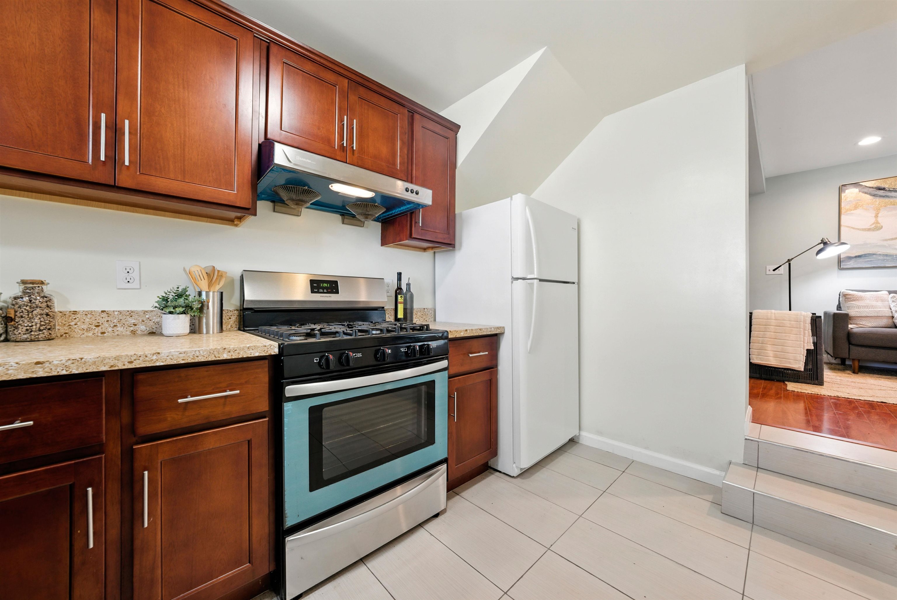 Detail Gallery Image 41 of 58 For 2539-2541 Grande Vista Ave, Oakland,  CA 94601 - – Beds | – Baths