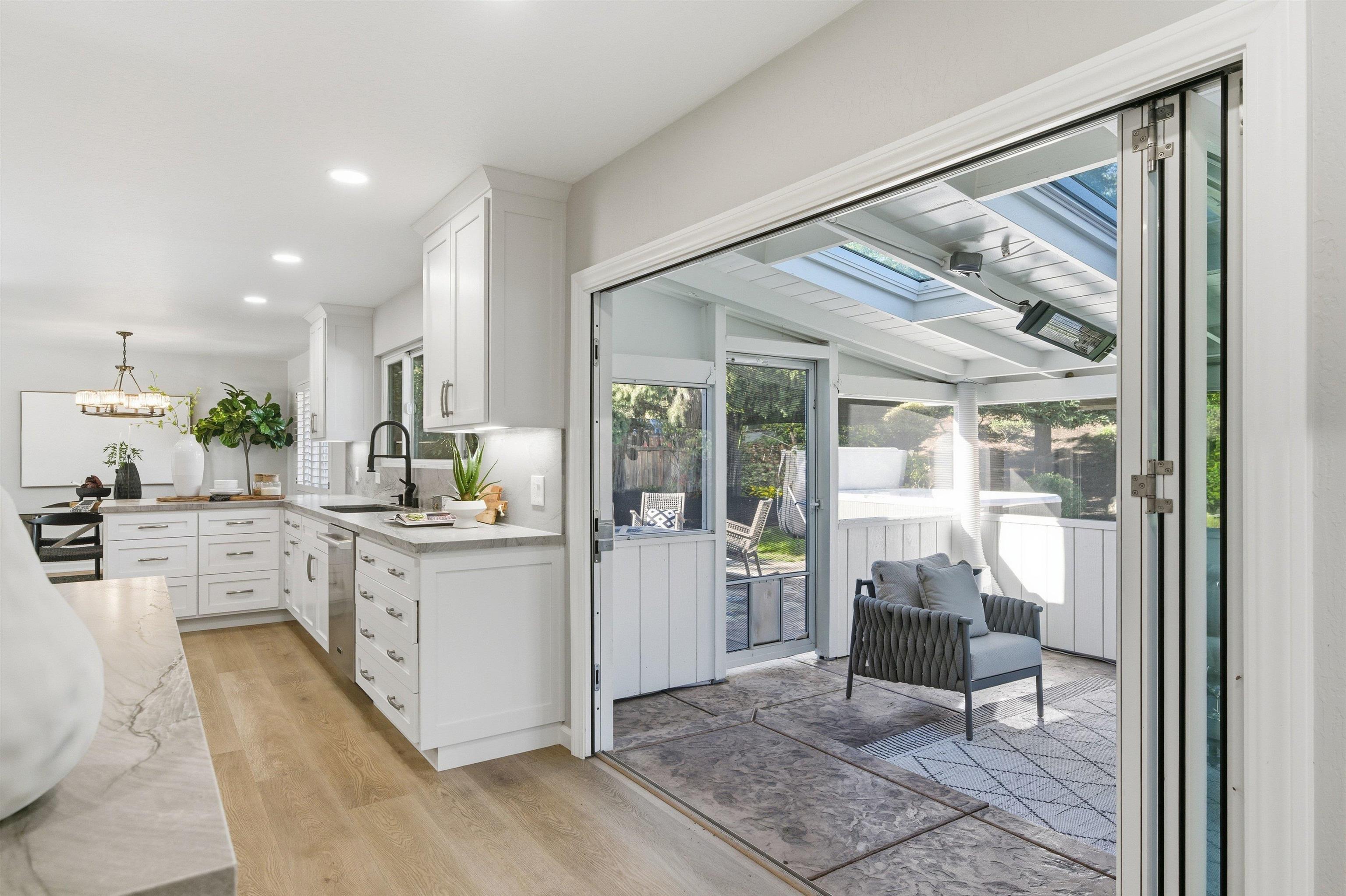 Detail Gallery Image 22 of 60 For 2933 Madeira Way, Pleasant Hill,  CA 94523 - 4 Beds | 2/1 Baths