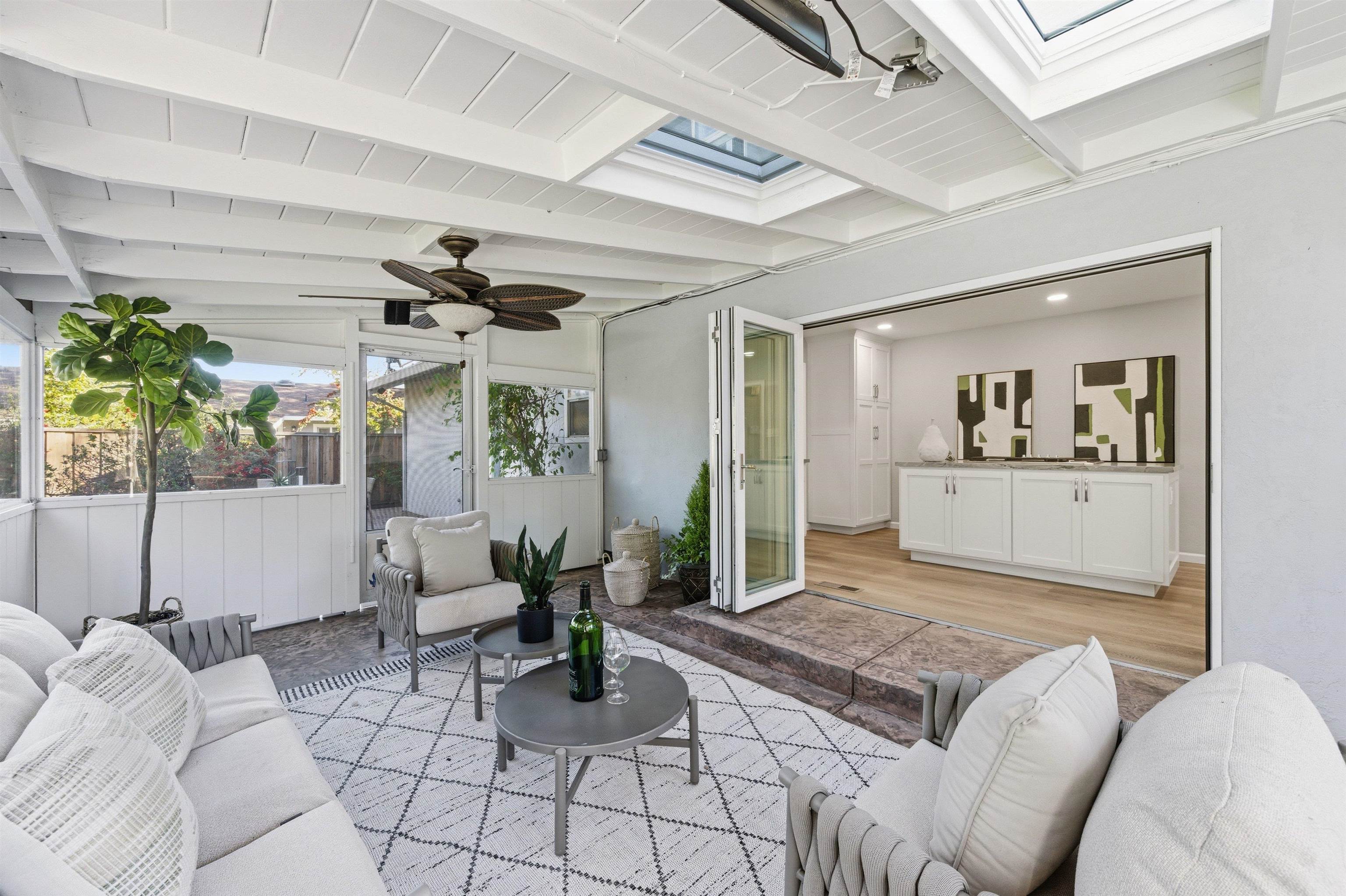 Detail Gallery Image 25 of 60 For 2933 Madeira Way, Pleasant Hill,  CA 94523 - 4 Beds | 2/1 Baths