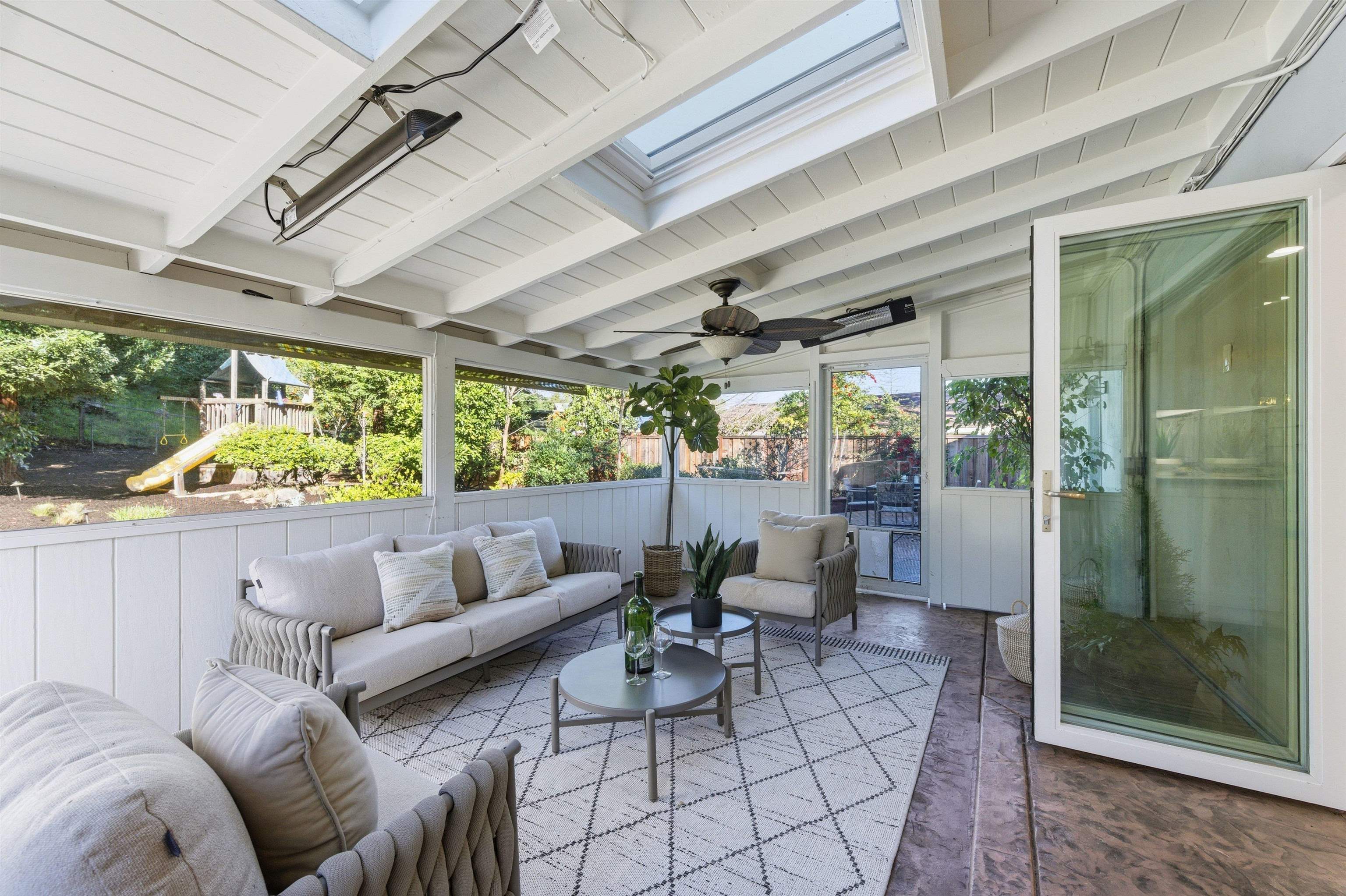 Detail Gallery Image 26 of 60 For 2933 Madeira Way, Pleasant Hill,  CA 94523 - 4 Beds | 2/1 Baths