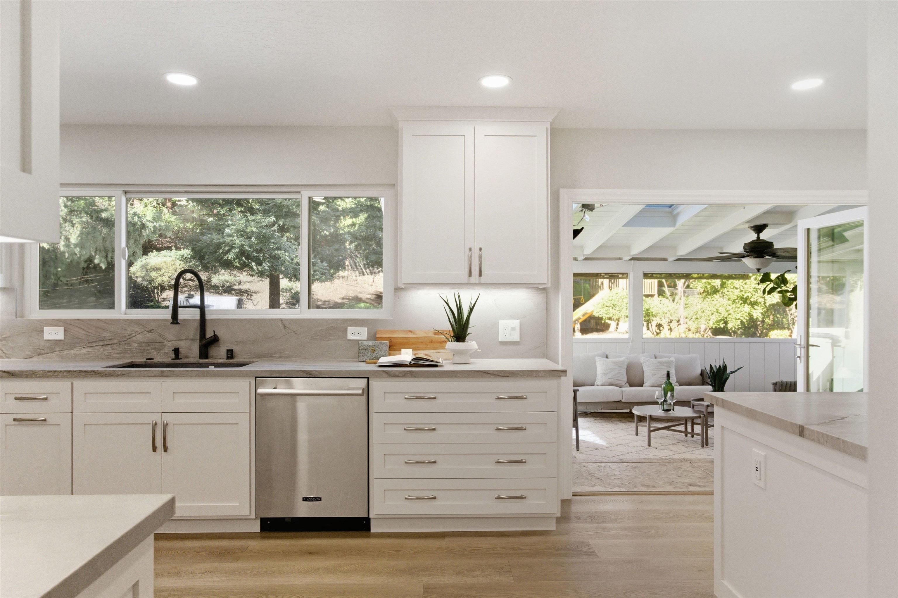 Detail Gallery Image 28 of 60 For 2933 Madeira Way, Pleasant Hill,  CA 94523 - 4 Beds | 2/1 Baths