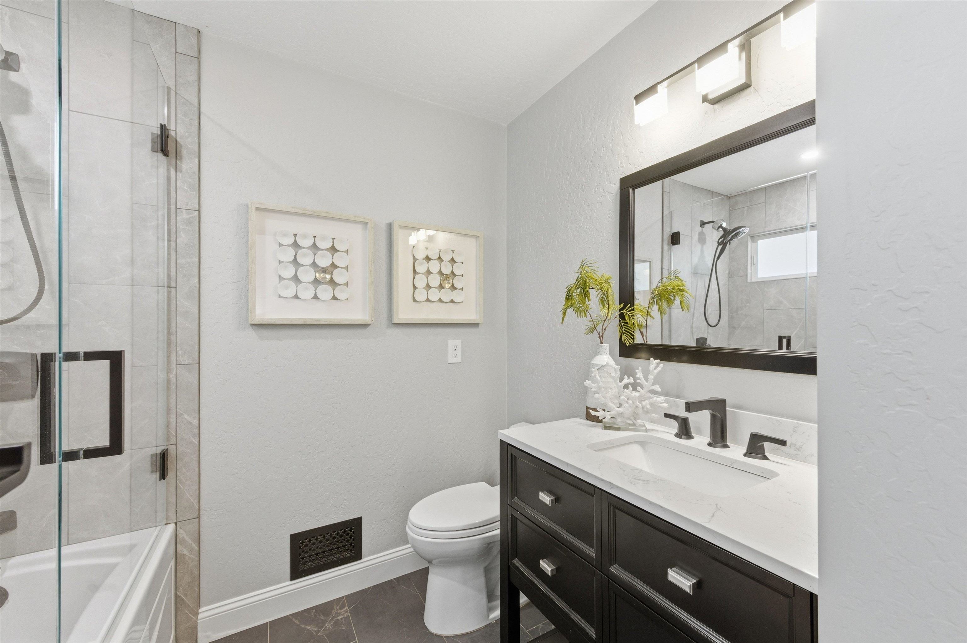 Detail Gallery Image 34 of 60 For 2933 Madeira Way, Pleasant Hill,  CA 94523 - 4 Beds | 2/1 Baths