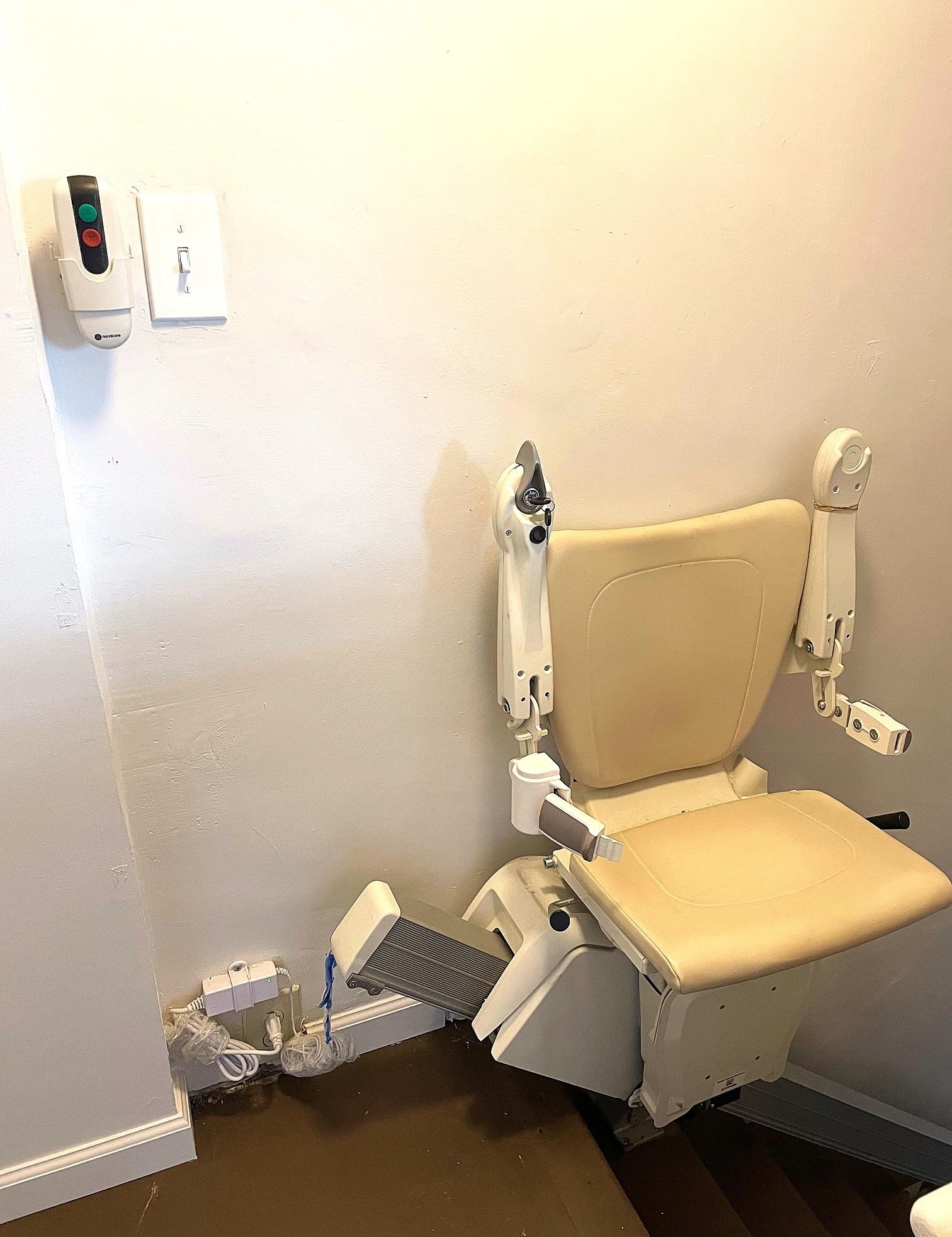 Detail Gallery Image 10 of 21 For 363 W Bissell Ave, Richmond,  CA 94801 - 2 Beds | 1 Baths