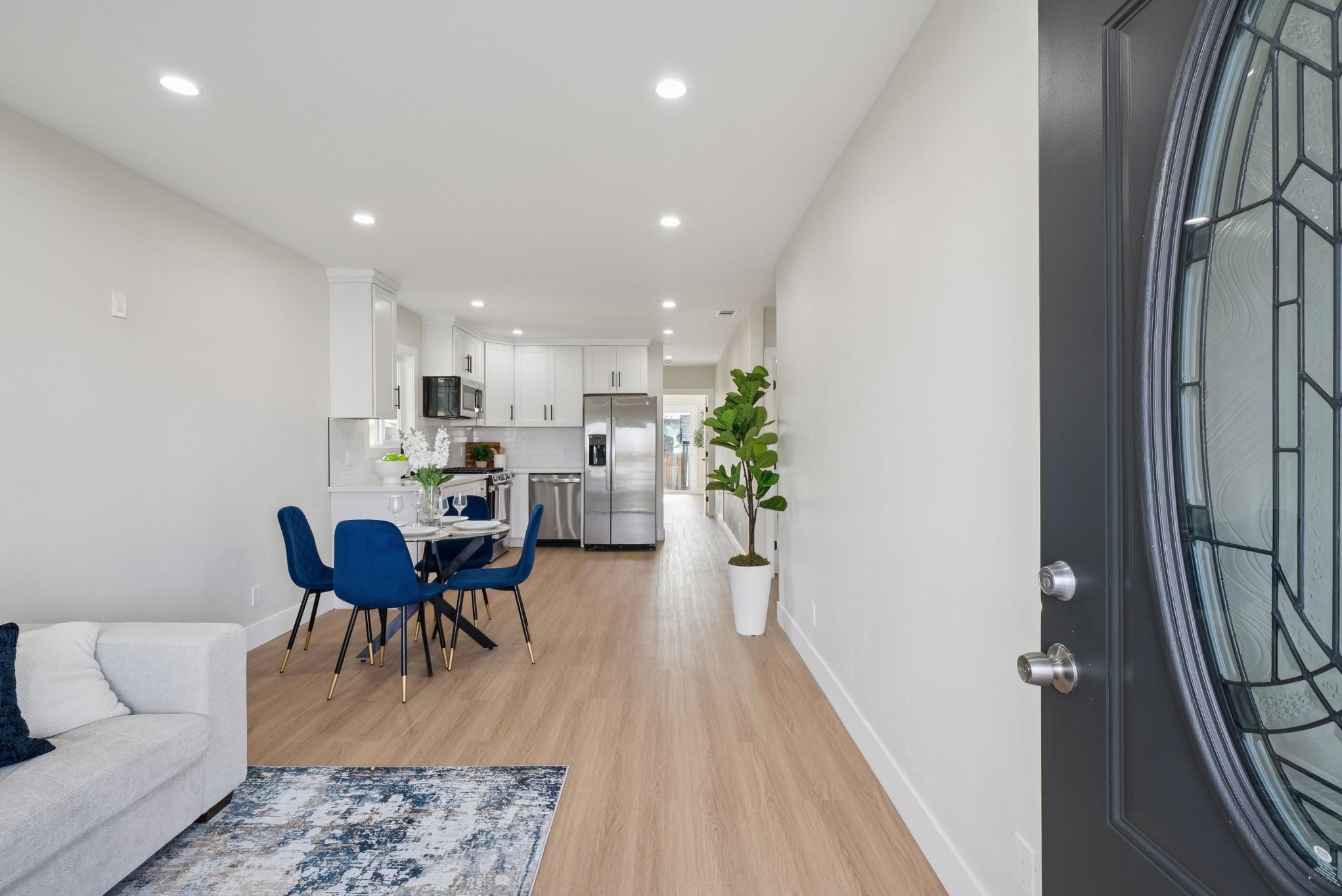 Detail Gallery Image 2 of 53 For 1612 94th Ave, Oakland,  CA 94603 - 3 Beds | 3 Baths