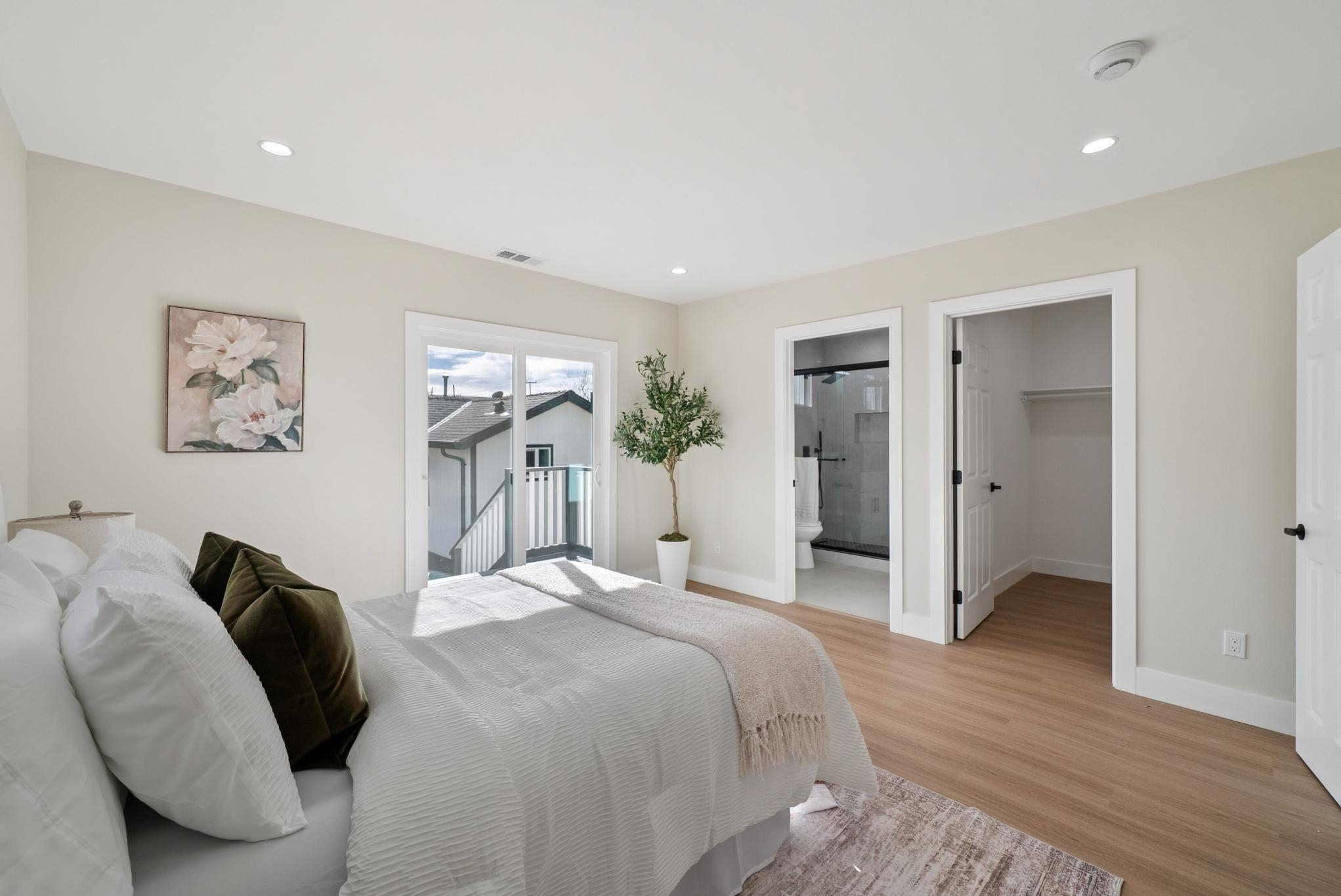 Detail Gallery Image 15 of 53 For 1612 94th Ave, Oakland,  CA 94603 - 3 Beds | 3 Baths