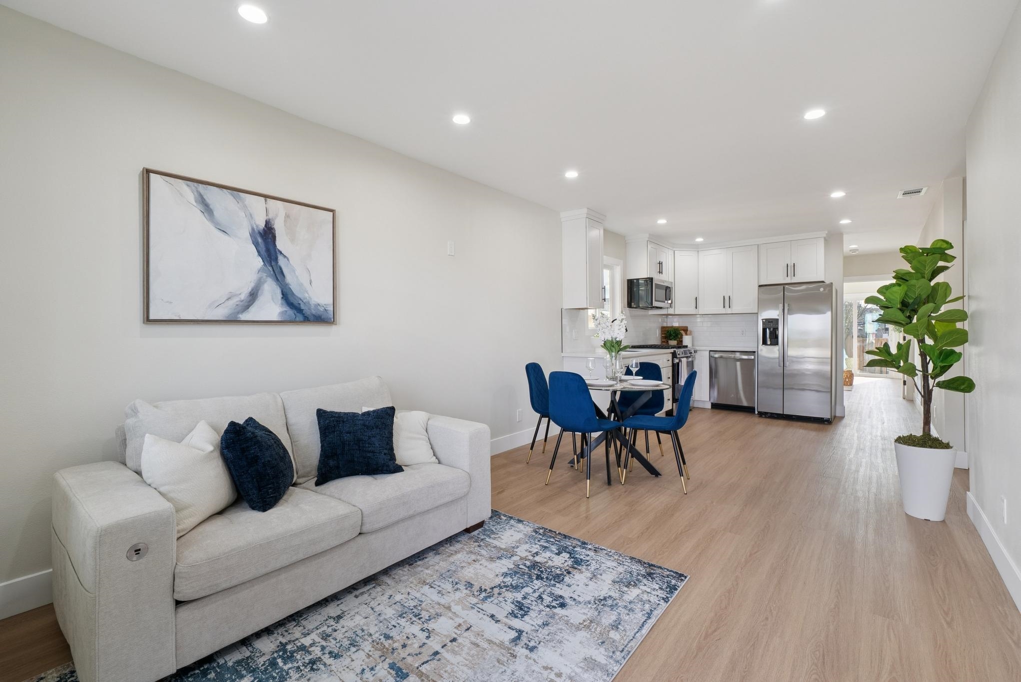 Detail Gallery Image 3 of 53 For 1612 94th Ave, Oakland,  CA 94603 - 3 Beds | 3 Baths