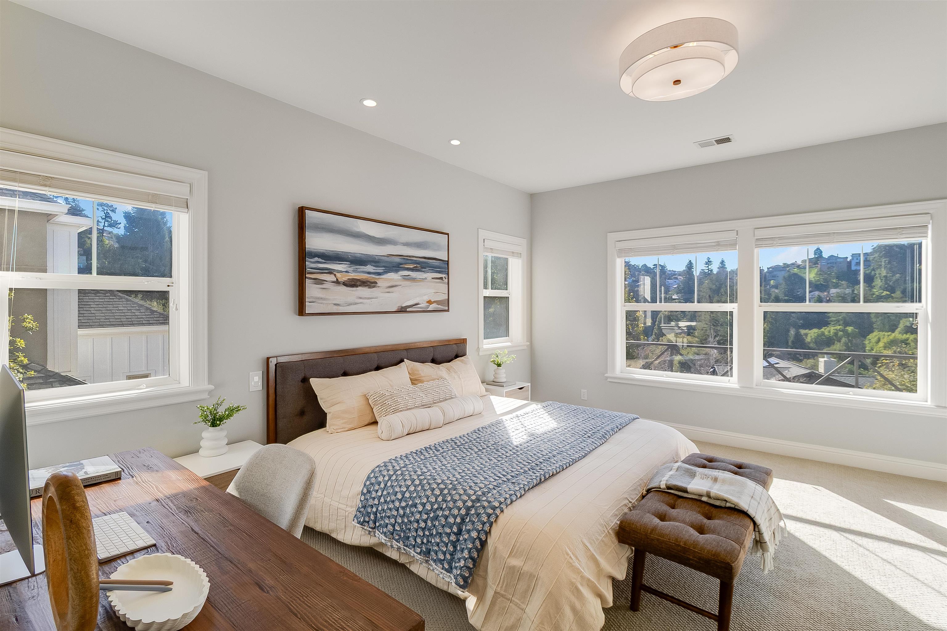 Detail Gallery Image 23 of 31 For 936 Mountain Blvd, Oakland,  CA 94611 - 3 Beds | 2/1 Baths