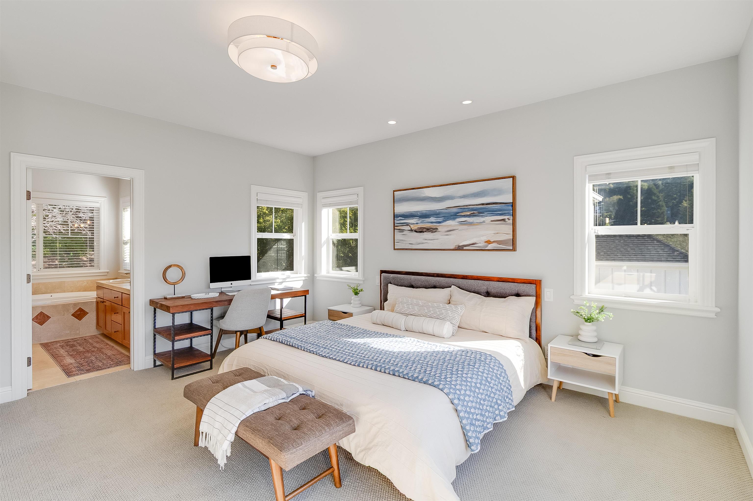 Detail Gallery Image 24 of 31 For 936 Mountain Blvd, Oakland,  CA 94611 - 3 Beds | 2/1 Baths