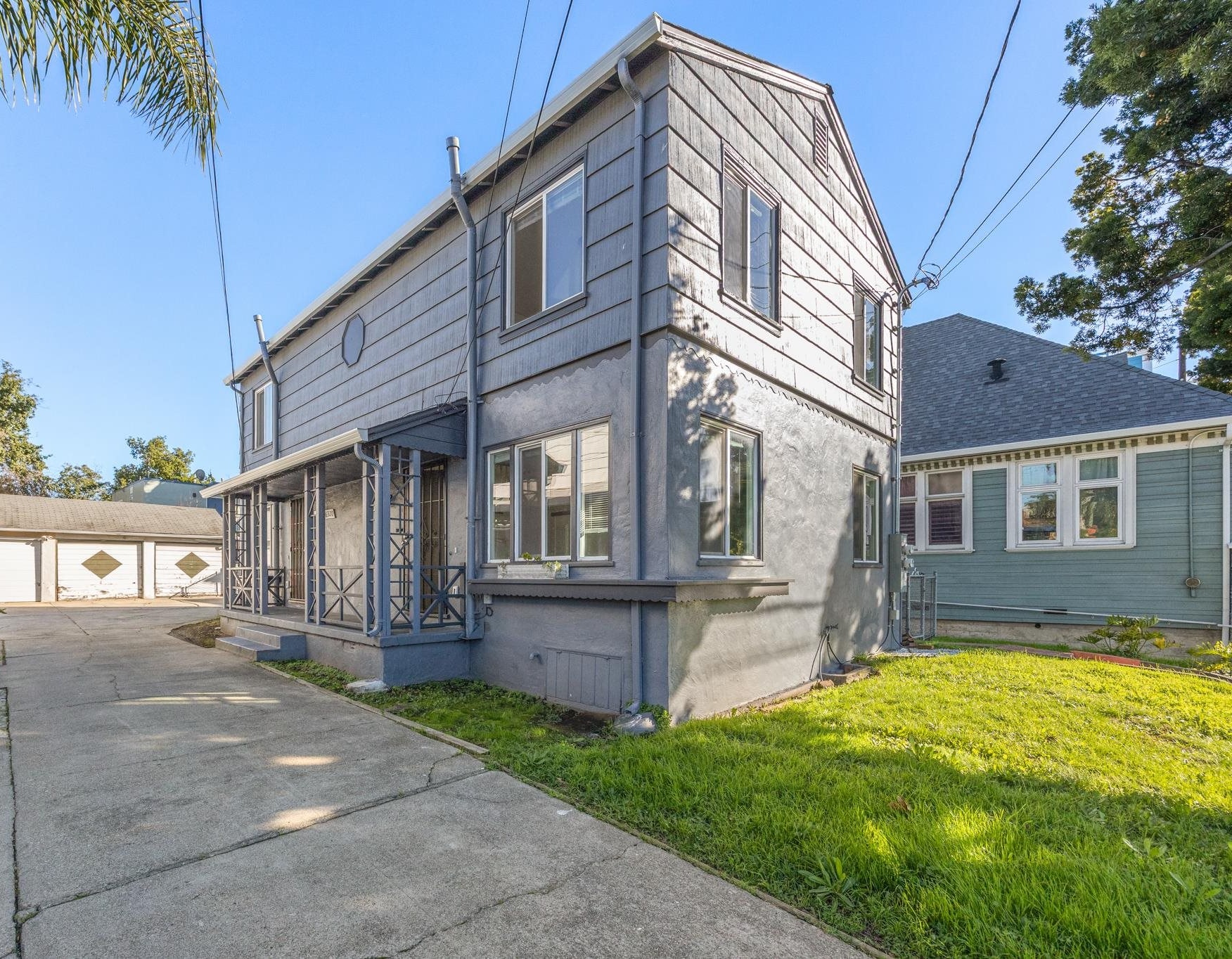 Front Image Thumbnail for EB41120482