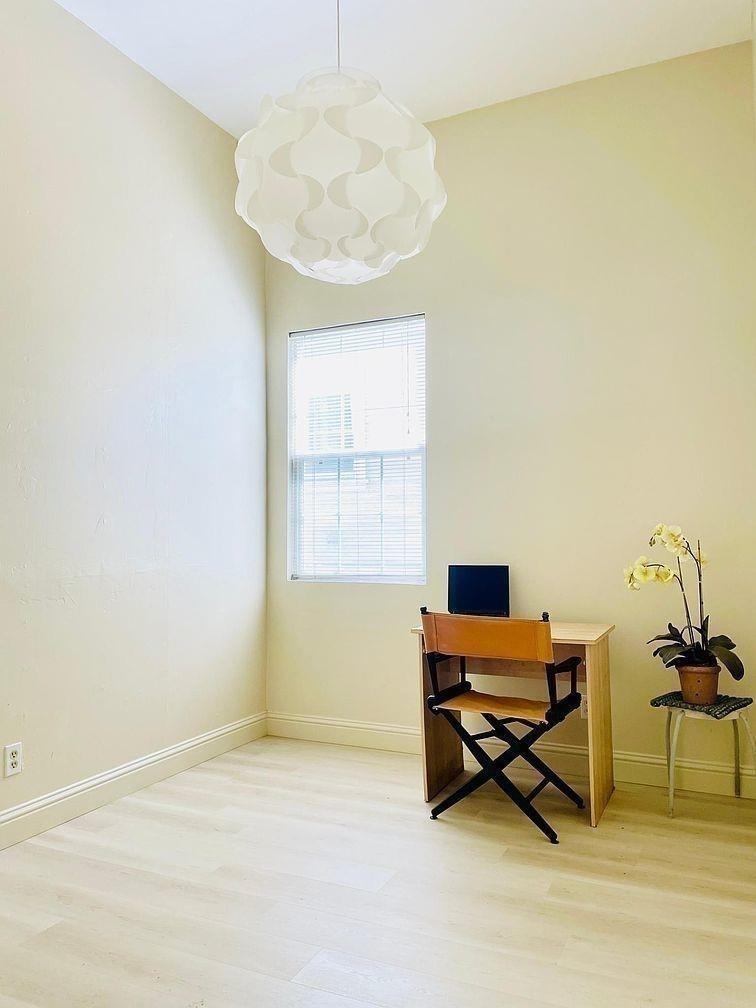 Detail Gallery Image 16 of 29 For 1432 Union St #UPPER,  Oakland,  CA 94607 - 3 Beds | 1 Baths