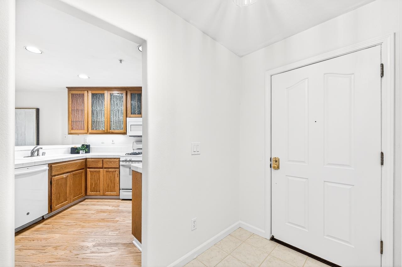 Photo #9: 41120485 Listing: Photo #9