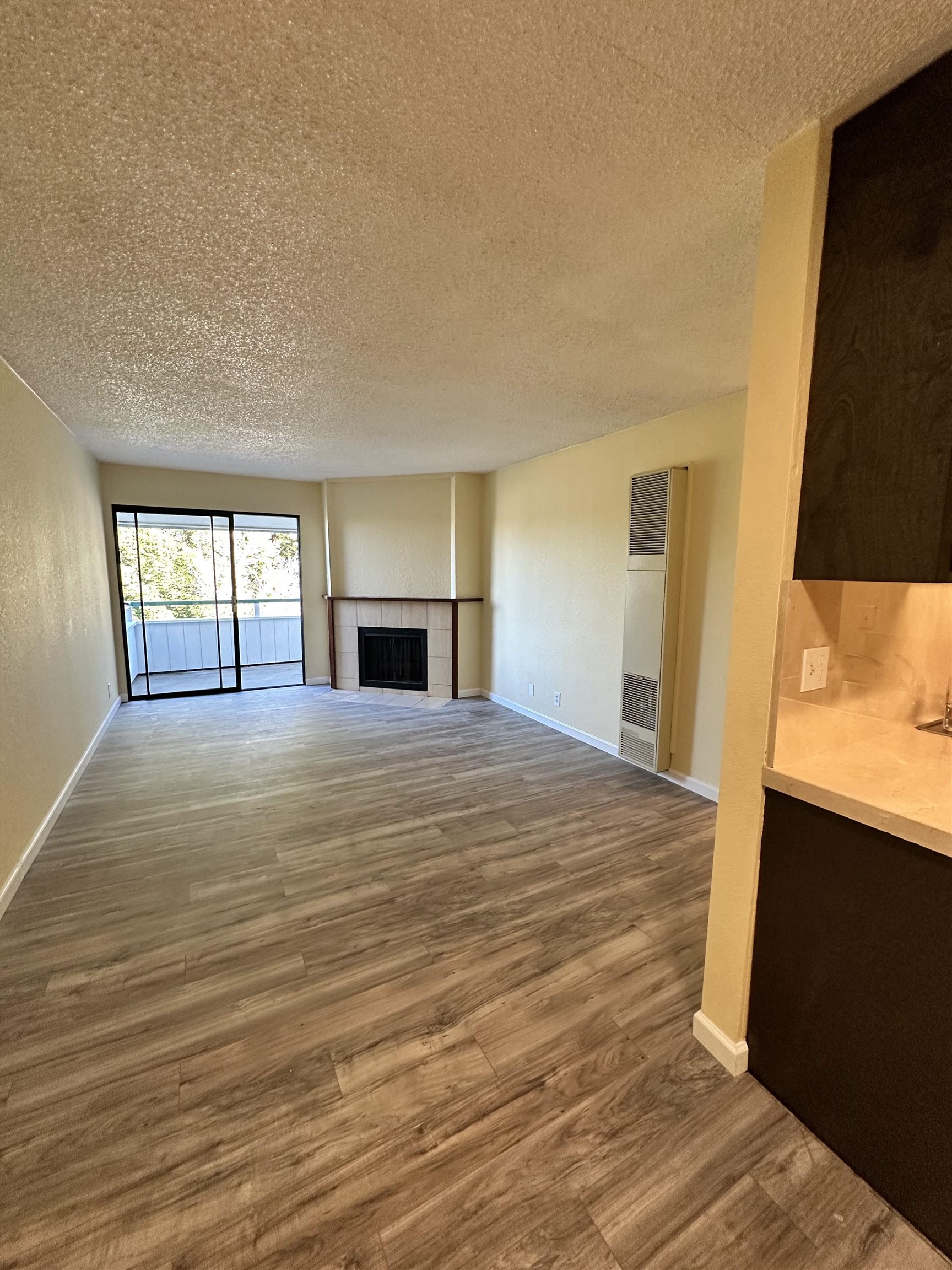 Detail Gallery Image 20 of 57 For 26088 Kay Ave #318,  Hayward,  CA 94545 - 1 Beds | 1 Baths