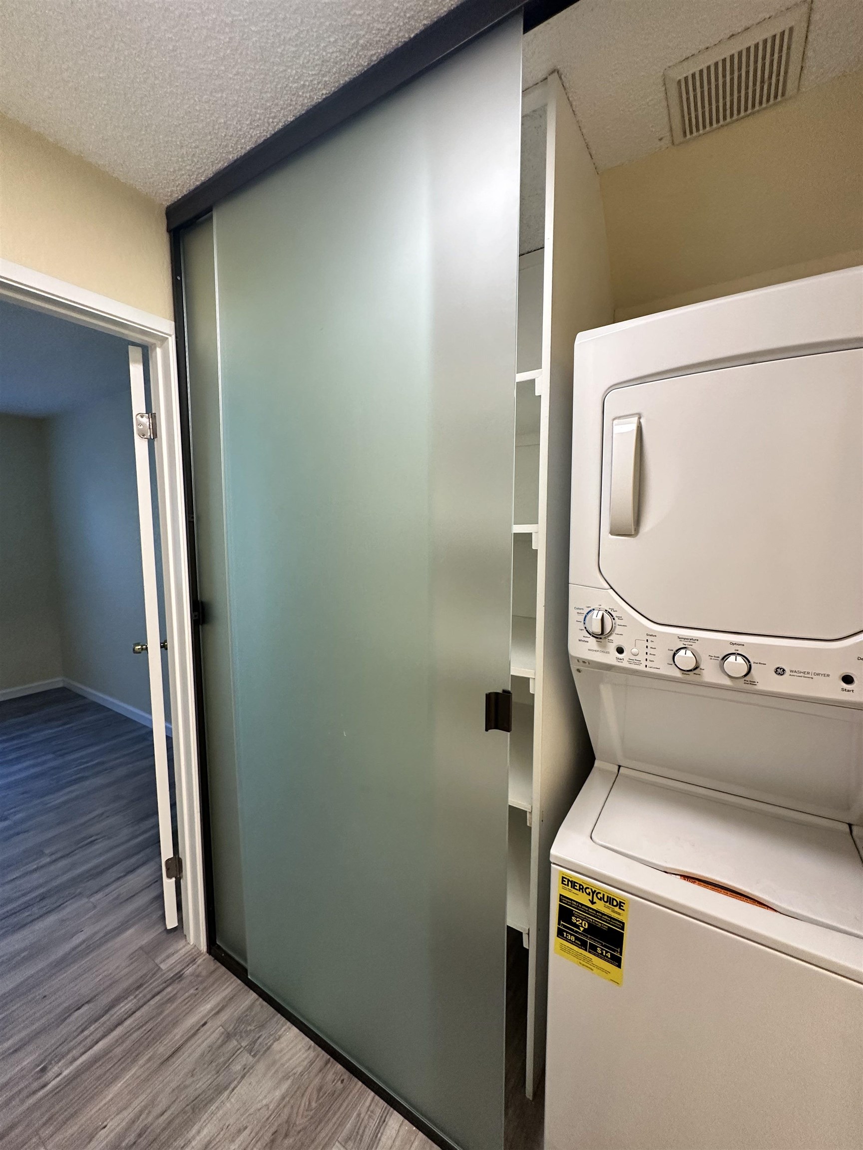 Detail Gallery Image 30 of 57 For 26088 Kay Ave #318,  Hayward,  CA 94545 - 1 Beds | 1 Baths