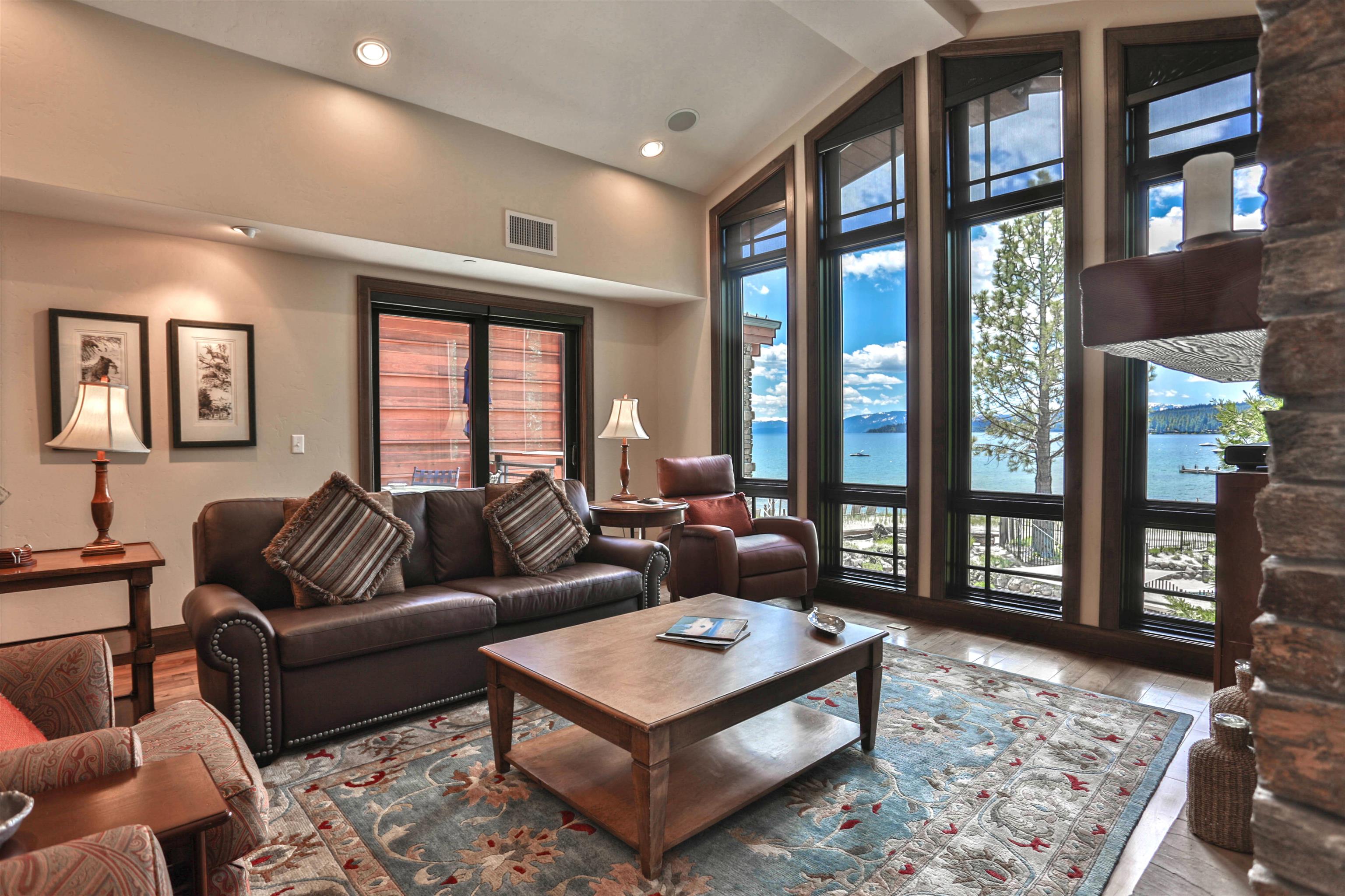 Detail Gallery Image 8 of 28 For 6750 N Lake Blvd, Tahoe Vista,  CA 96148 - 3 Beds | 3 Baths