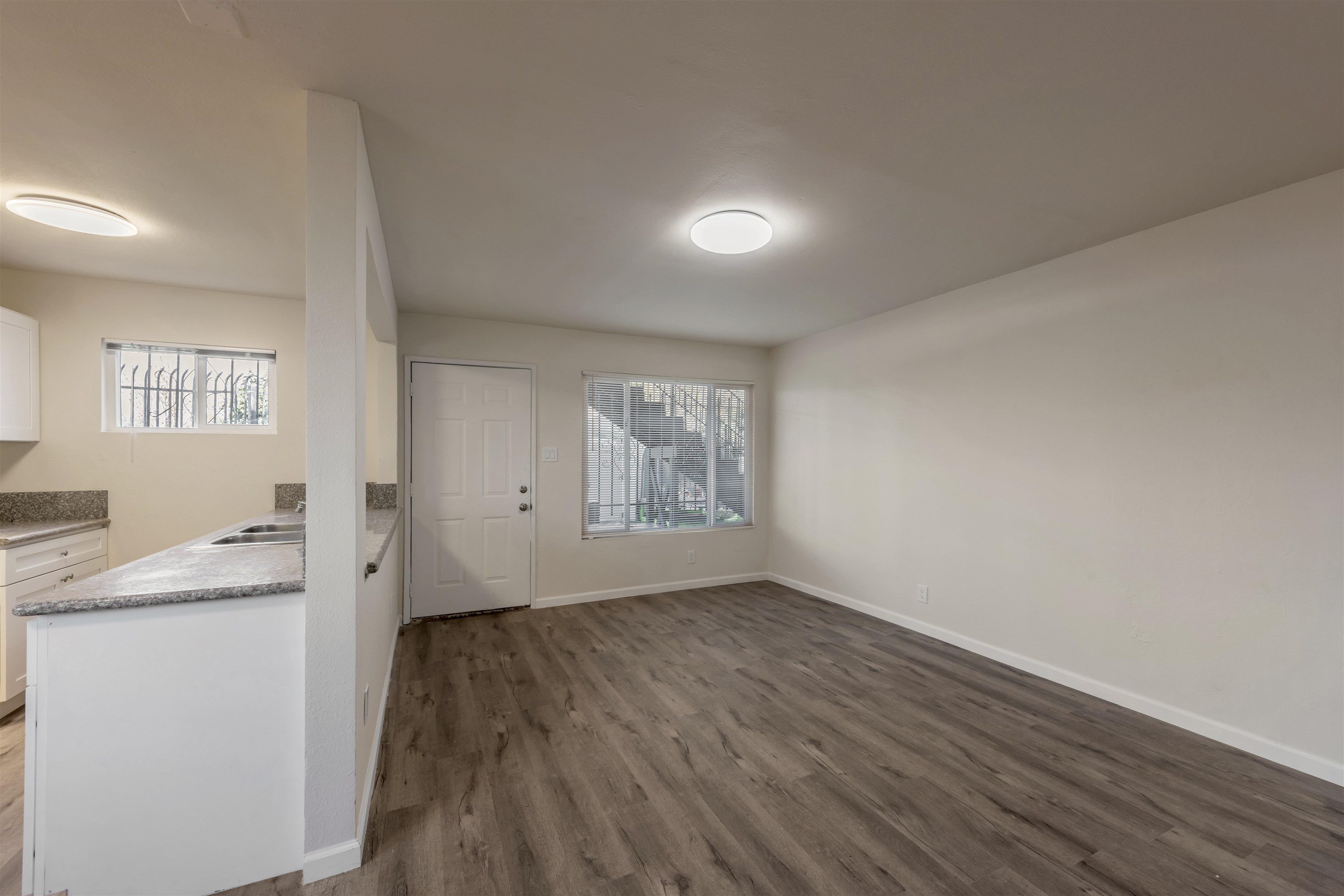 Detail Gallery Image 3 of 24 For 107 Catron Dr, Oakland,  CA 94603 - – Beds | – Baths