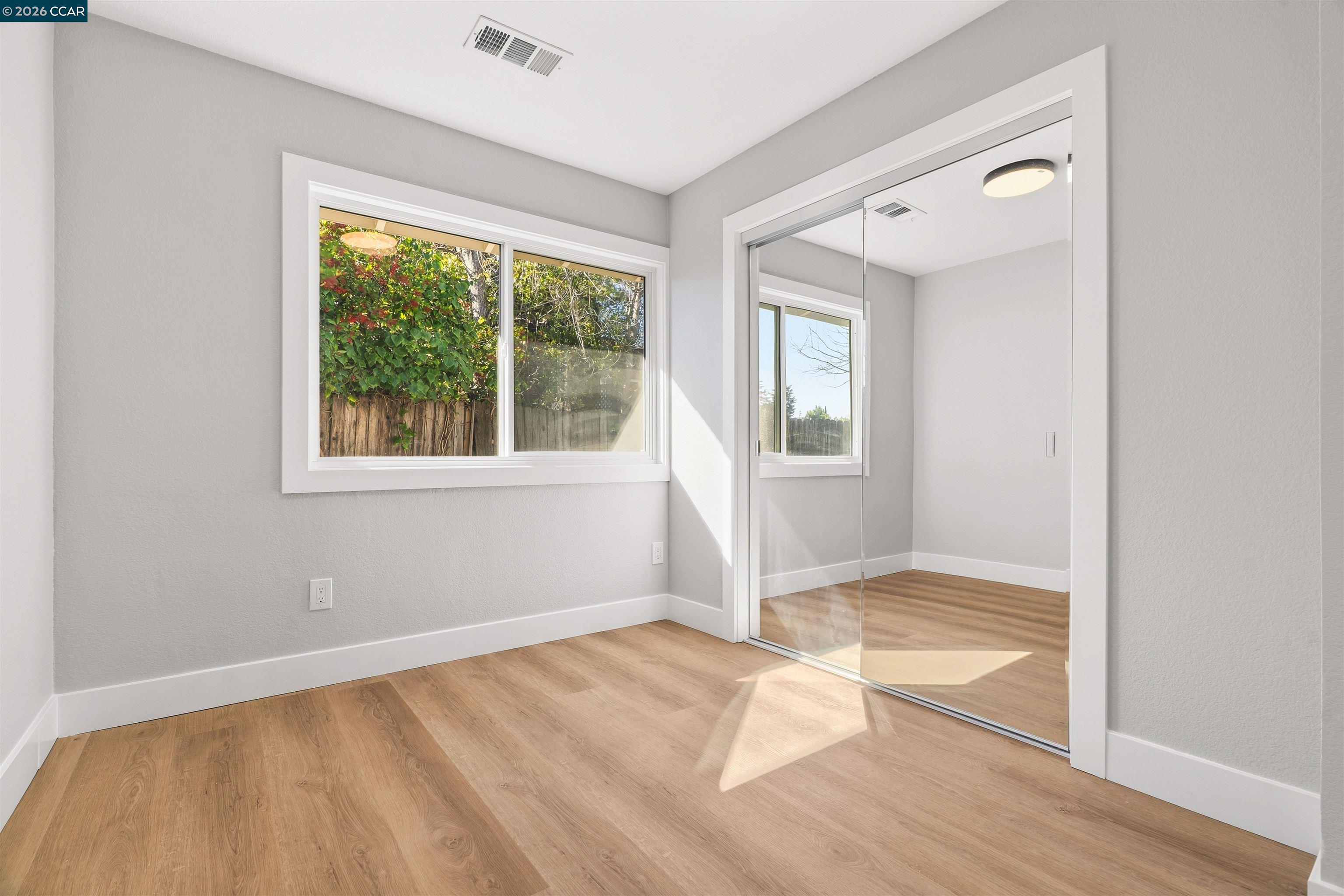 Detail Gallery Image 14 of 19 For 3102 Pine St, Martinez,  CA 94553 - 3 Beds | 2 Baths