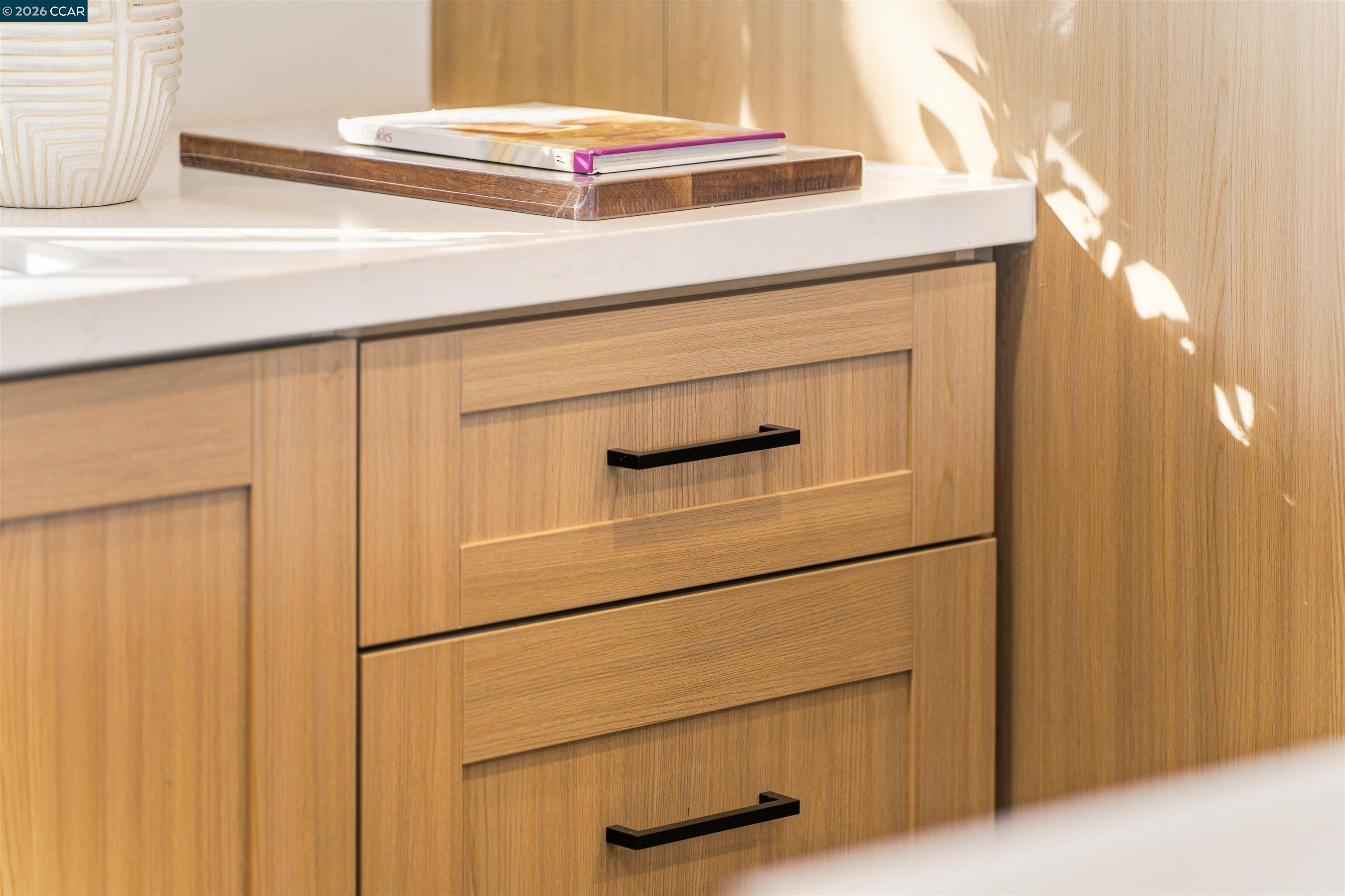 Detail Gallery Image 10 of 19 For 3102 Pine St, Martinez,  CA 94553 - 3 Beds | 2 Baths