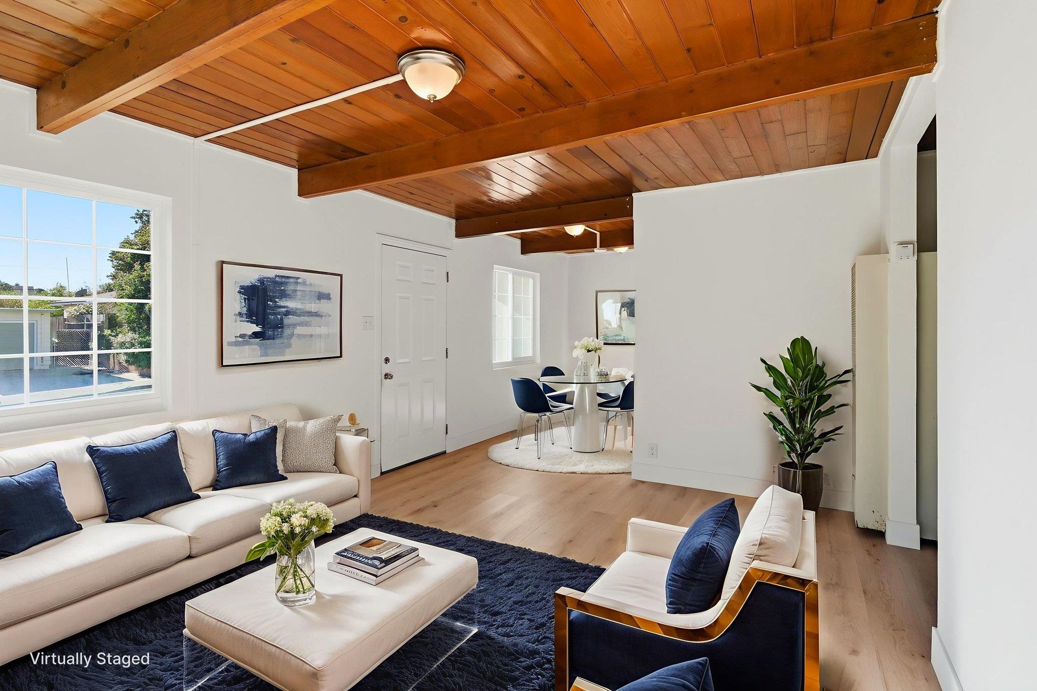 Detail Gallery Image 3 of 20 For 426 La Jolla St, Vallejo,  CA 94591 - 3 Beds | 1 Baths