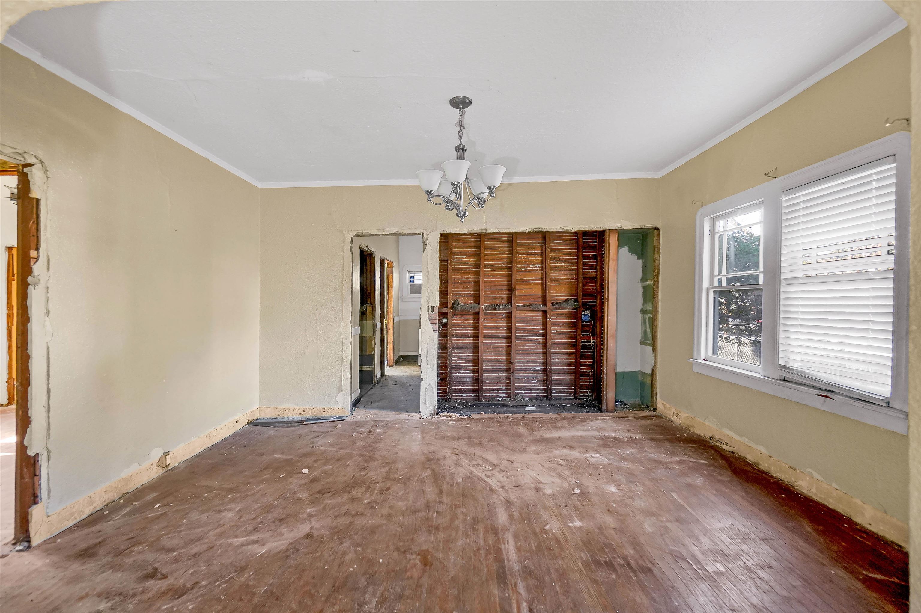 Detail Gallery Image 11 of 60 For 2054 Bonifacio, Concord,  CA 94520 - 5 Beds | 2 Baths