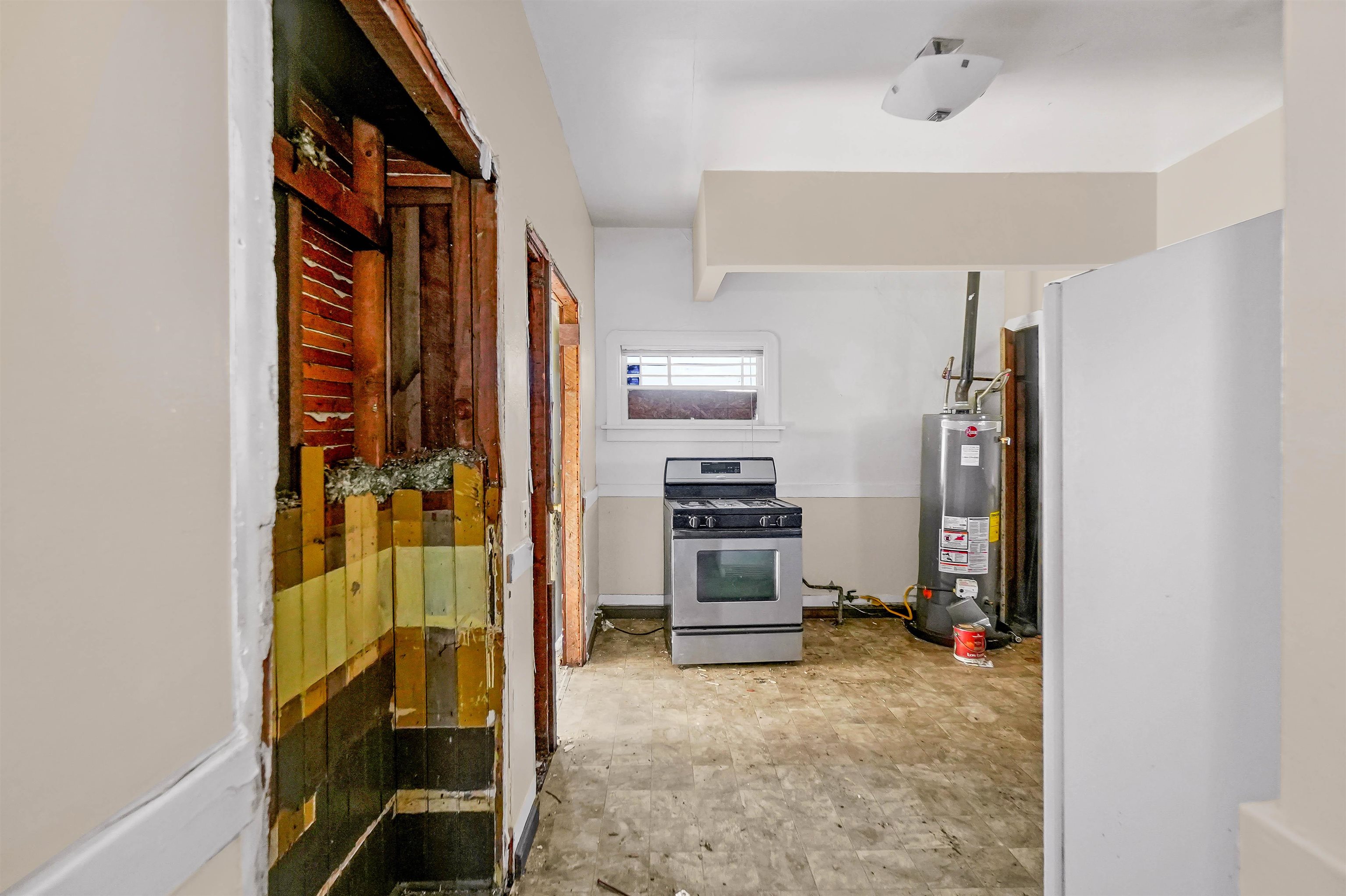 Detail Gallery Image 13 of 60 For 2054 Bonifacio, Concord,  CA 94520 - 5 Beds | 2 Baths