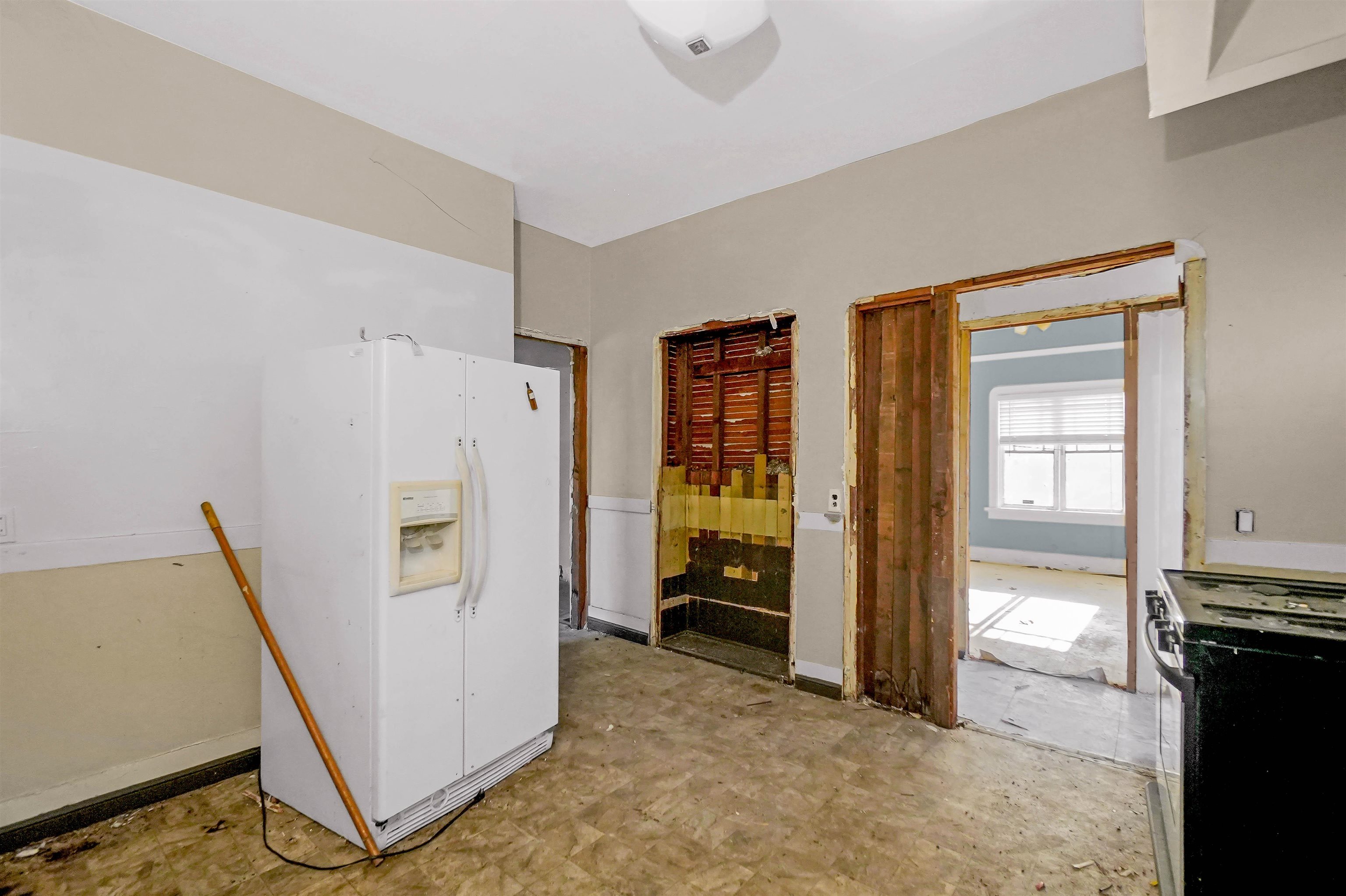 Detail Gallery Image 15 of 60 For 2054 Bonifacio, Concord,  CA 94520 - 5 Beds | 2 Baths