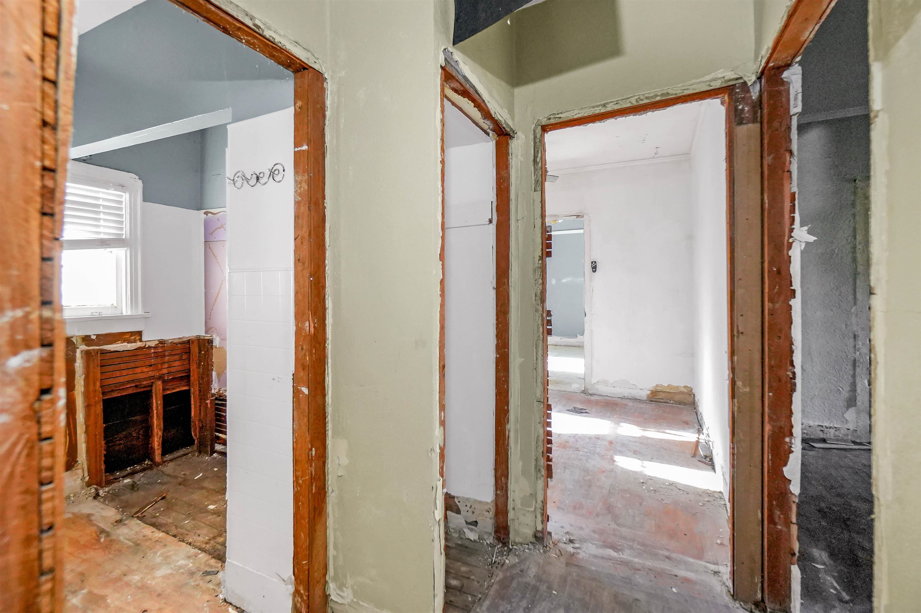 Detail Gallery Image 16 of 60 For 2054 Bonifacio, Concord,  CA 94520 - 5 Beds | 2 Baths