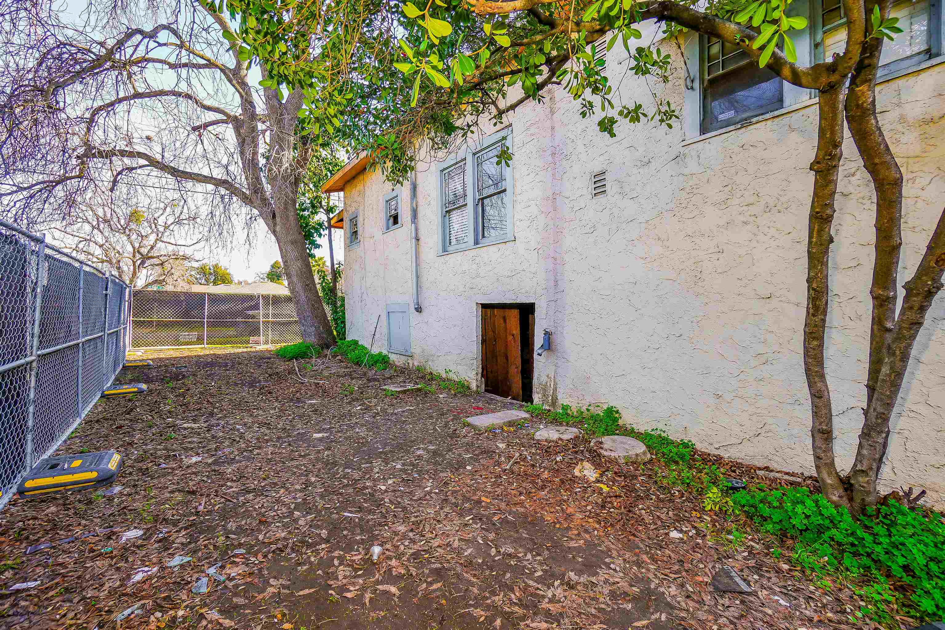 Detail Gallery Image 29 of 60 For 2054 Bonifacio, Concord,  CA 94520 - 5 Beds | 2 Baths