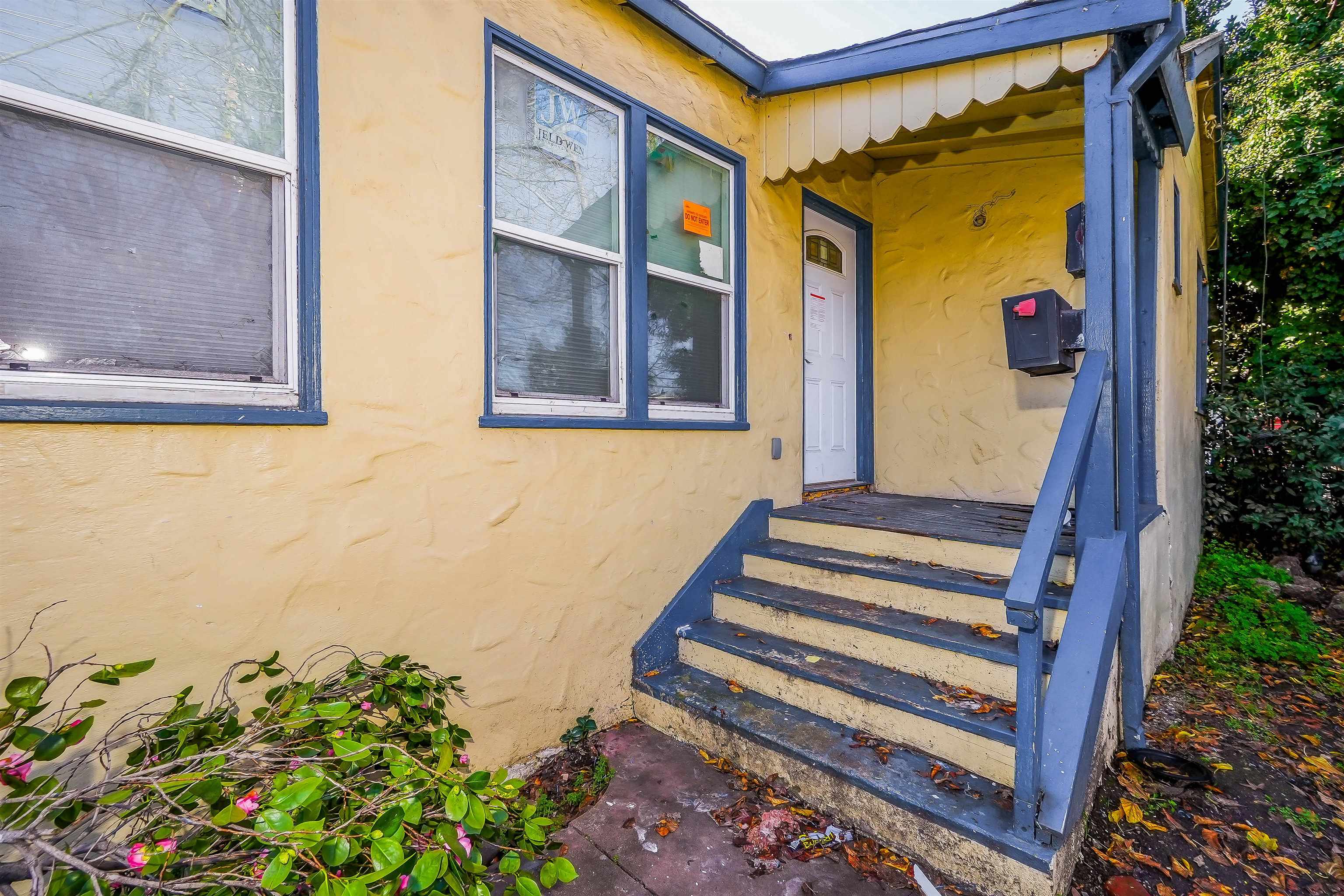 Detail Gallery Image 38 of 60 For 2054 Bonifacio, Concord,  CA 94520 - 5 Beds | 2 Baths