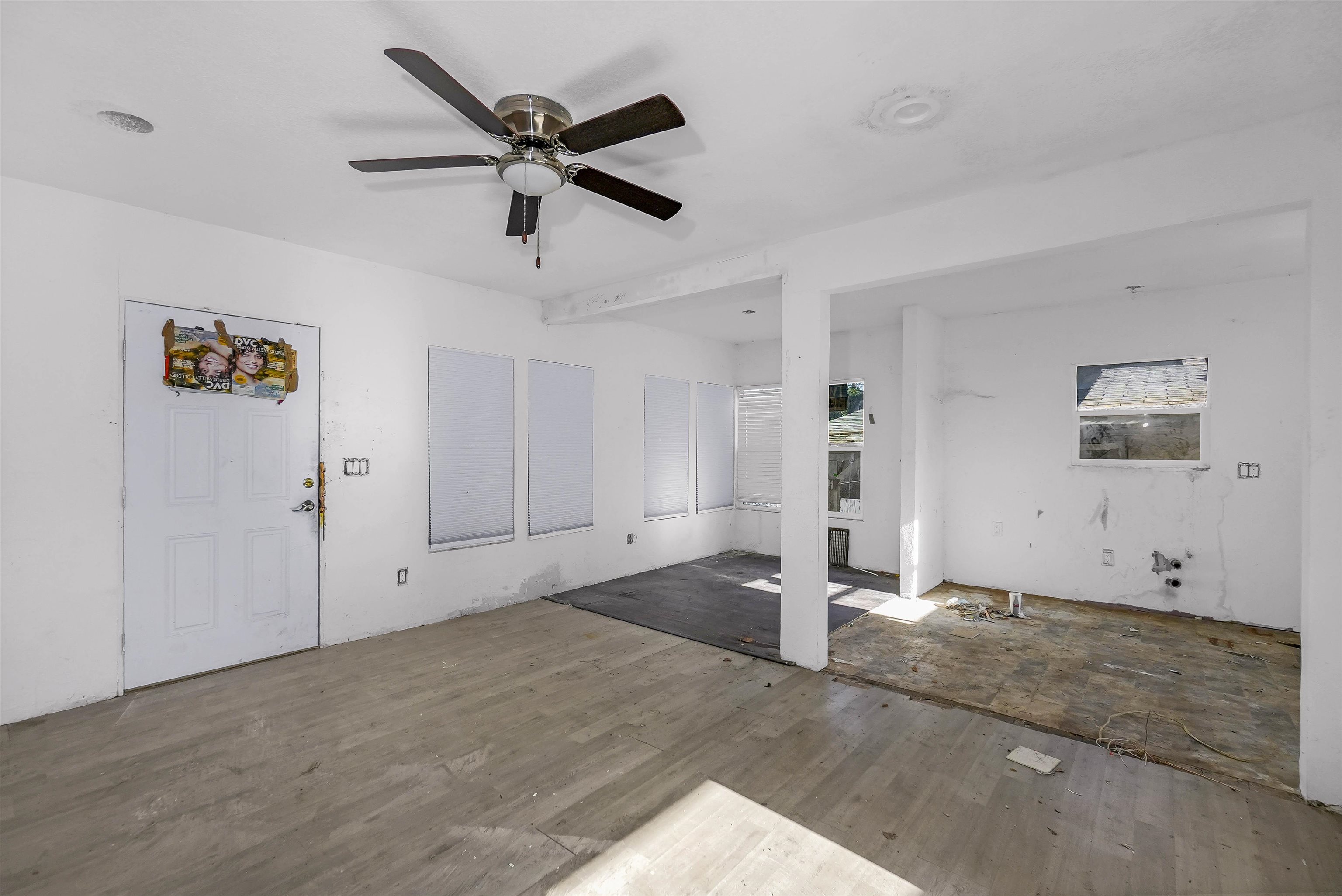 Detail Gallery Image 44 of 60 For 2054 Bonifacio, Concord,  CA 94520 - 5 Beds | 2 Baths